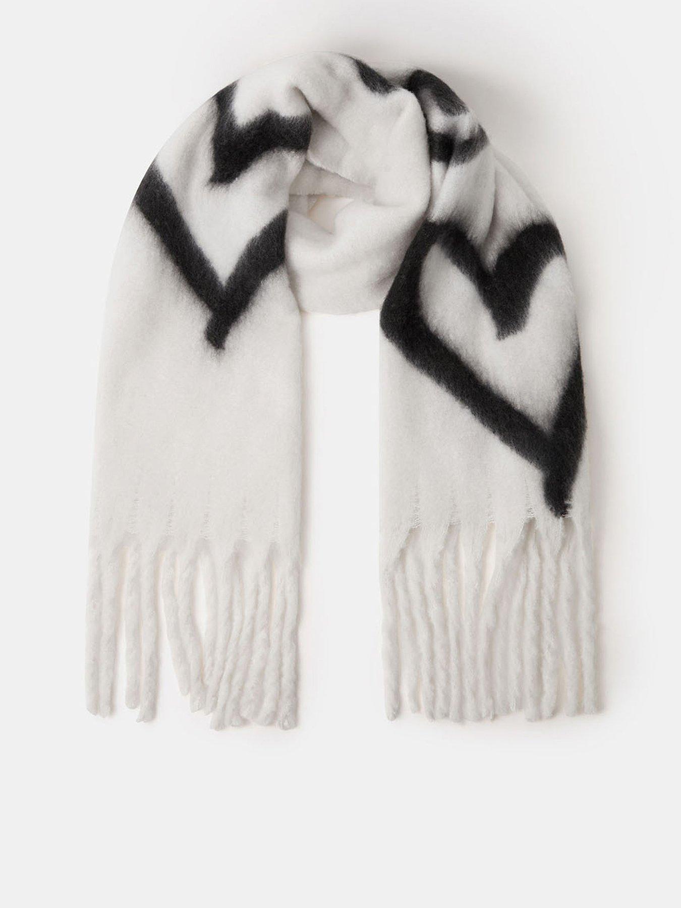 Accessorize Mono Heart Super Fluffy Scarf - White