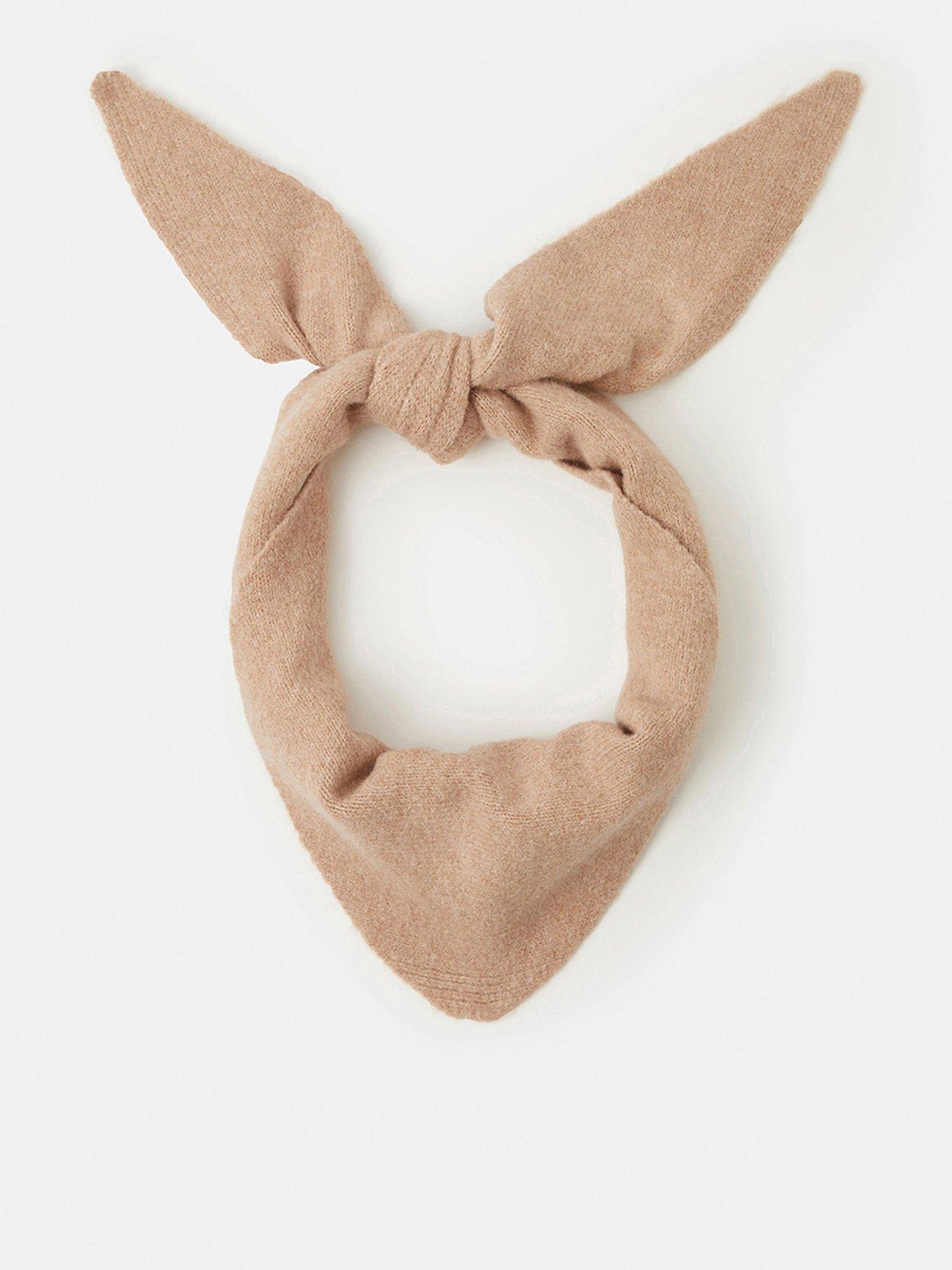 Accessorize Plain Knitted Neckerchief - White
