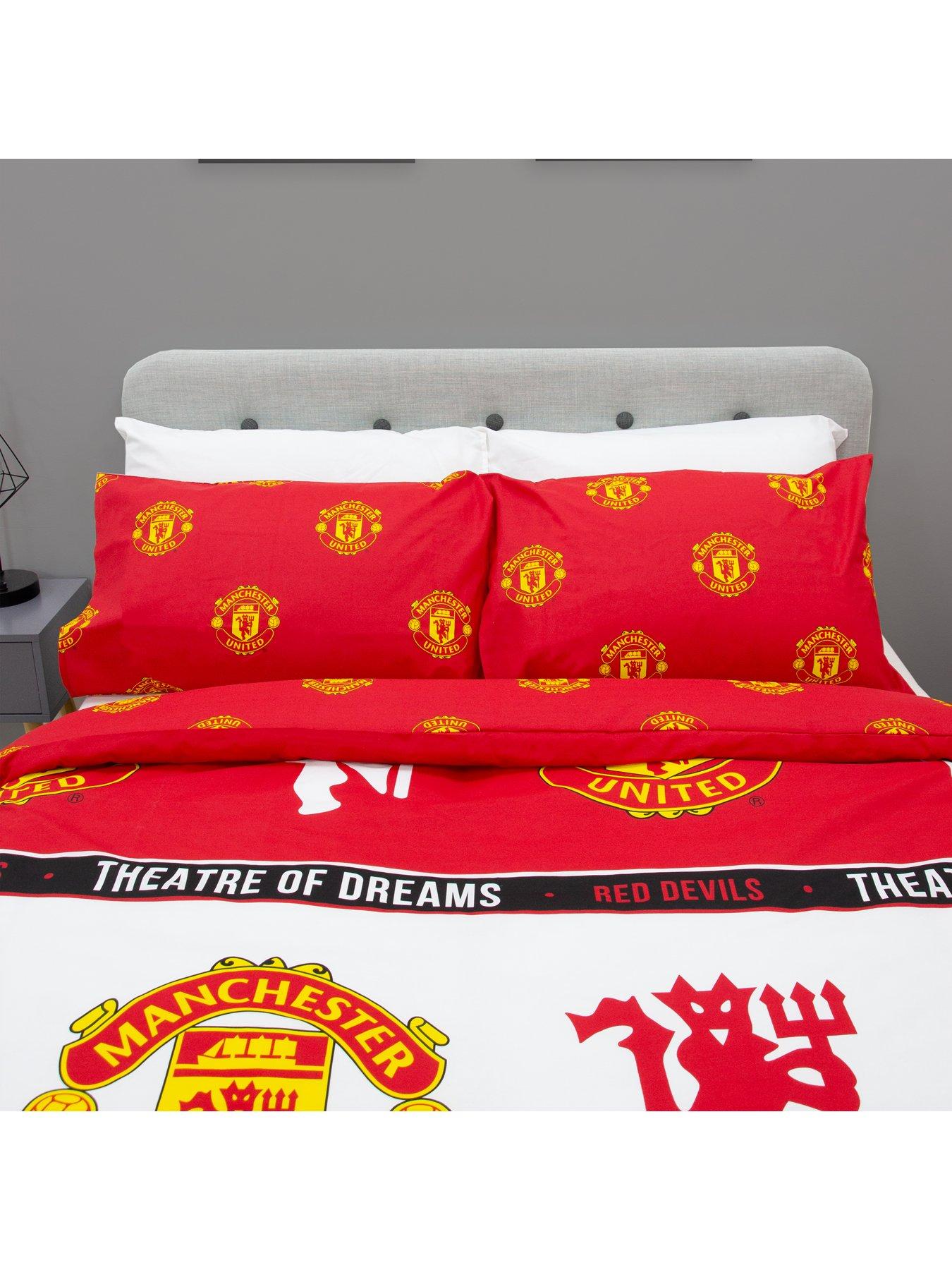 Image 4 of 6 of Manchester United Man United Patch Rotary Duvet