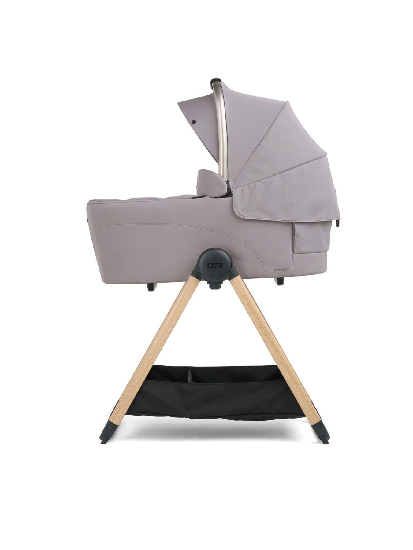 Image 6 of 7 of Mamas & Papas Complete Kit - Ocarro&sup2;&nbsp;Moonstone Grey (Inc Pushchair, Carrycot, Adaptors, Cupholder, Bag, Footmuff, Cloud T &amp; Isofix Base)