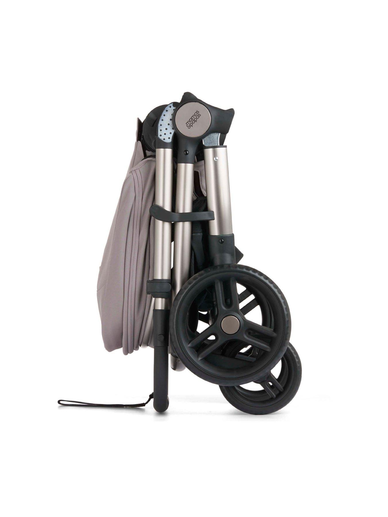 Image 7 of 7 of Mamas & Papas Complete Kit - Ocarro&sup2;&nbsp;Moonstone Grey (Inc Pushchair, Carrycot, Adaptors, Cupholder, Bag, Footmuff, Cloud T &amp; Isofix Base)
