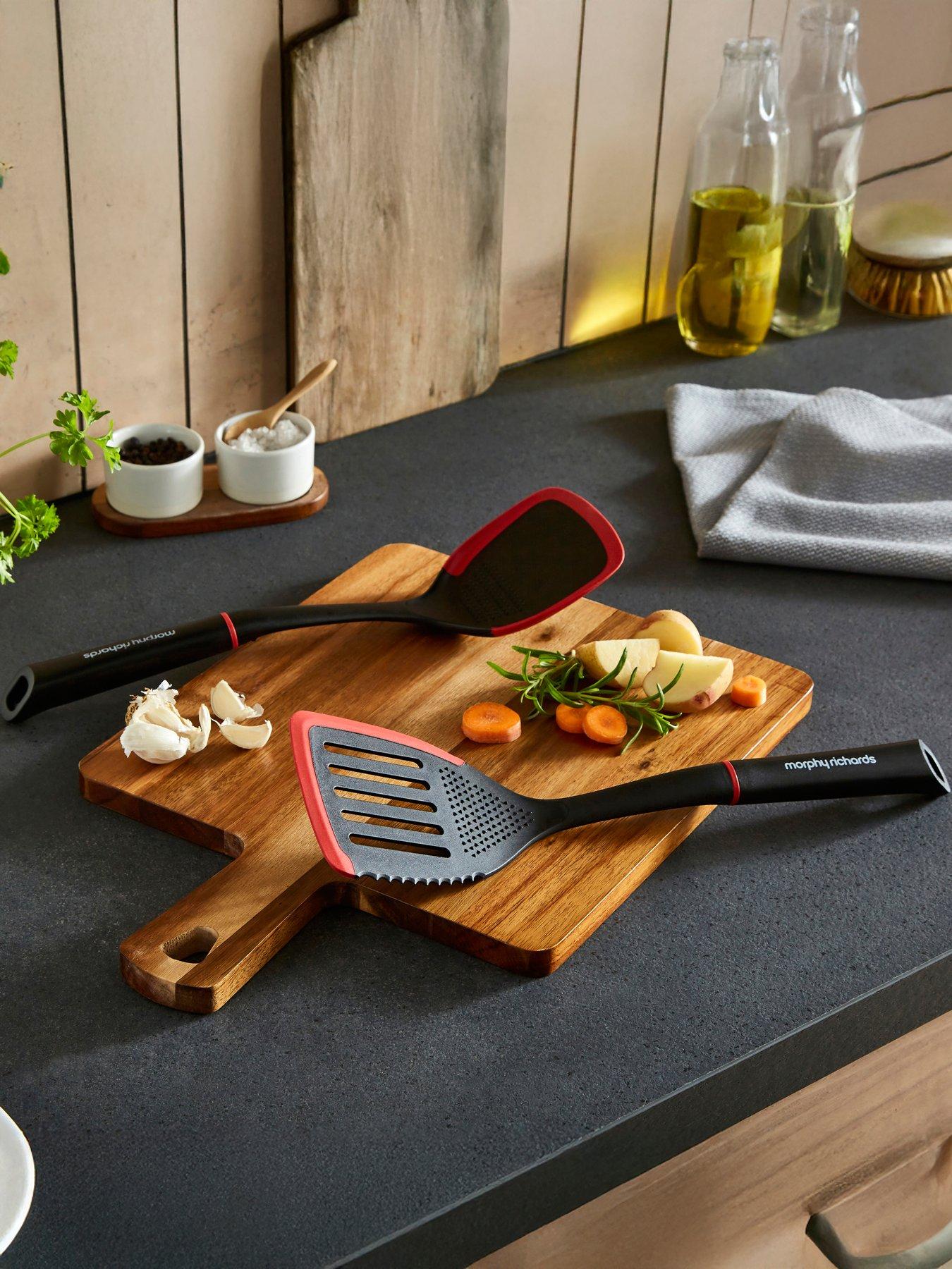 Morphy Richards Slotted And Solid Turner Set