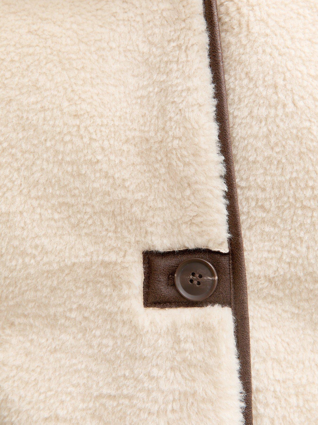 Image 7 of 7 of New Look Cream Faux Fur Bonded Jacket