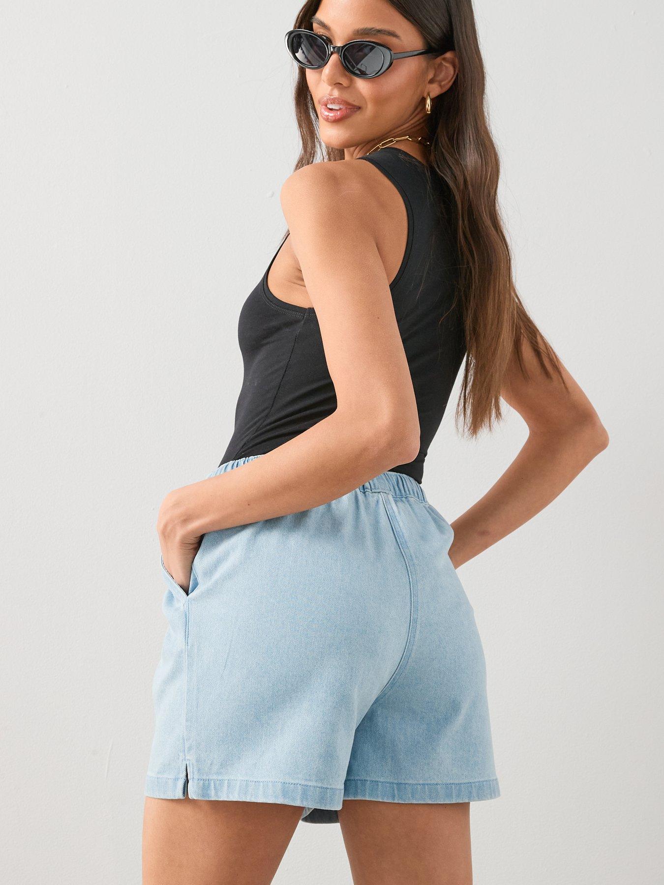 Image 5 of 7 of The Very Collection Drawcord Denim Shorts - Light Wash