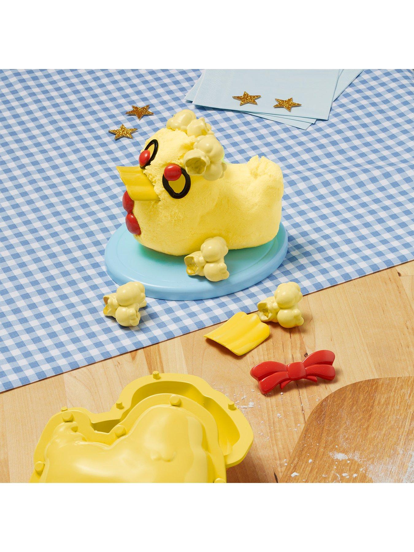 Image 5 of 7 of Little Tikes Creative Chefs Bluey -&nbsp;Duck Cake Kit