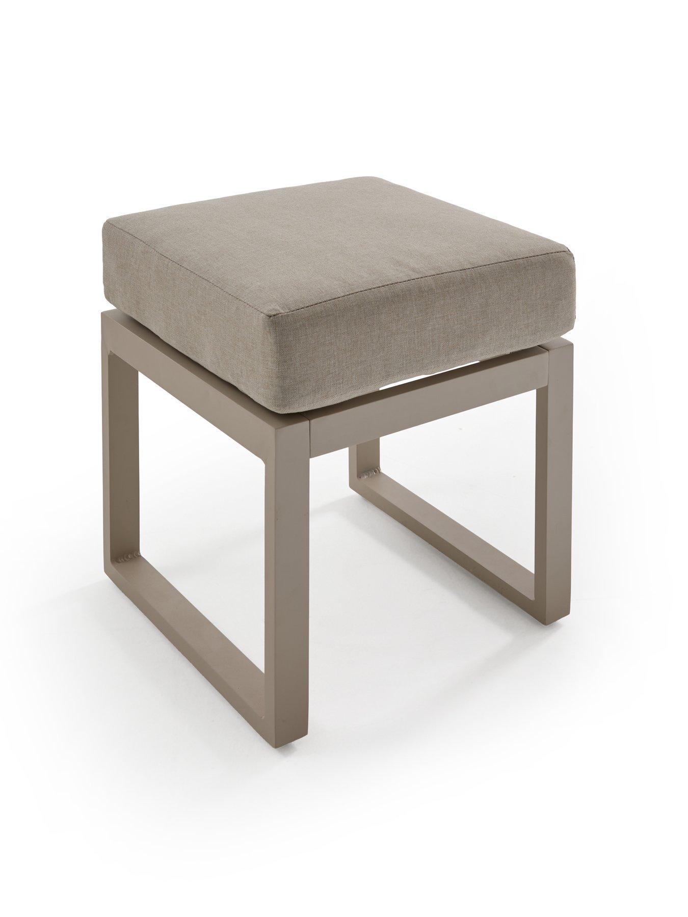 Image 7 of 7 of The Very Collection Pensacola Corner Sofa Outdoor&nbsp;Dining With Lift-Up Table