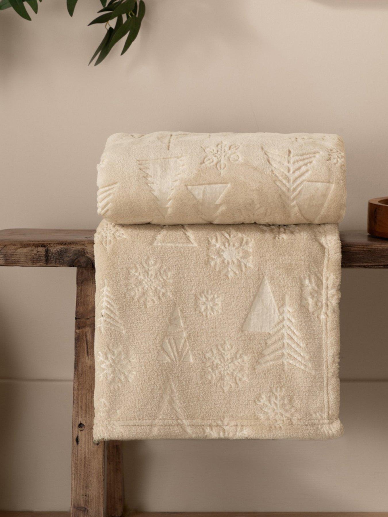 Furn Festive Time 140x180 Throw Natural