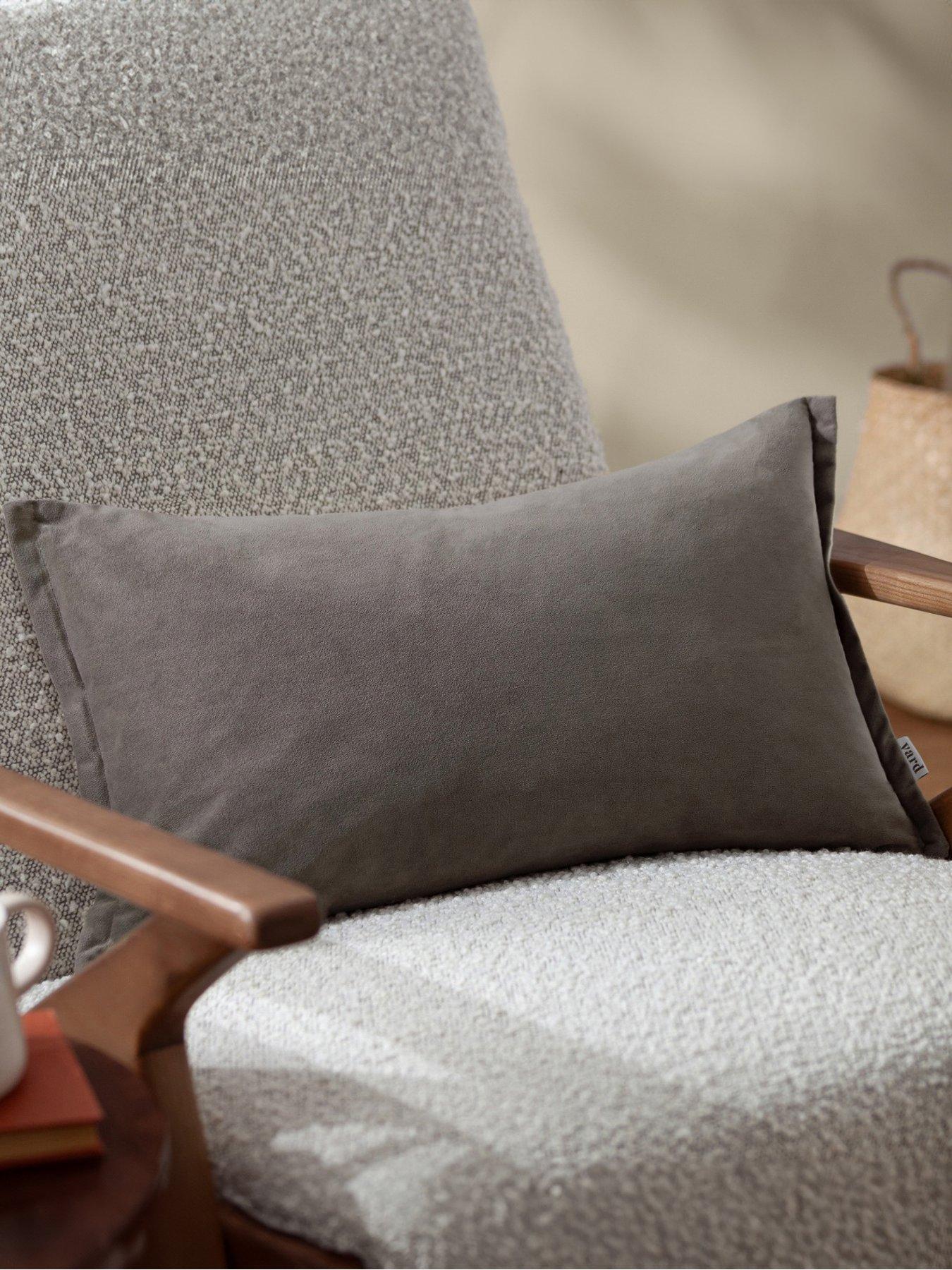 Yard Merton Polyester Cushion