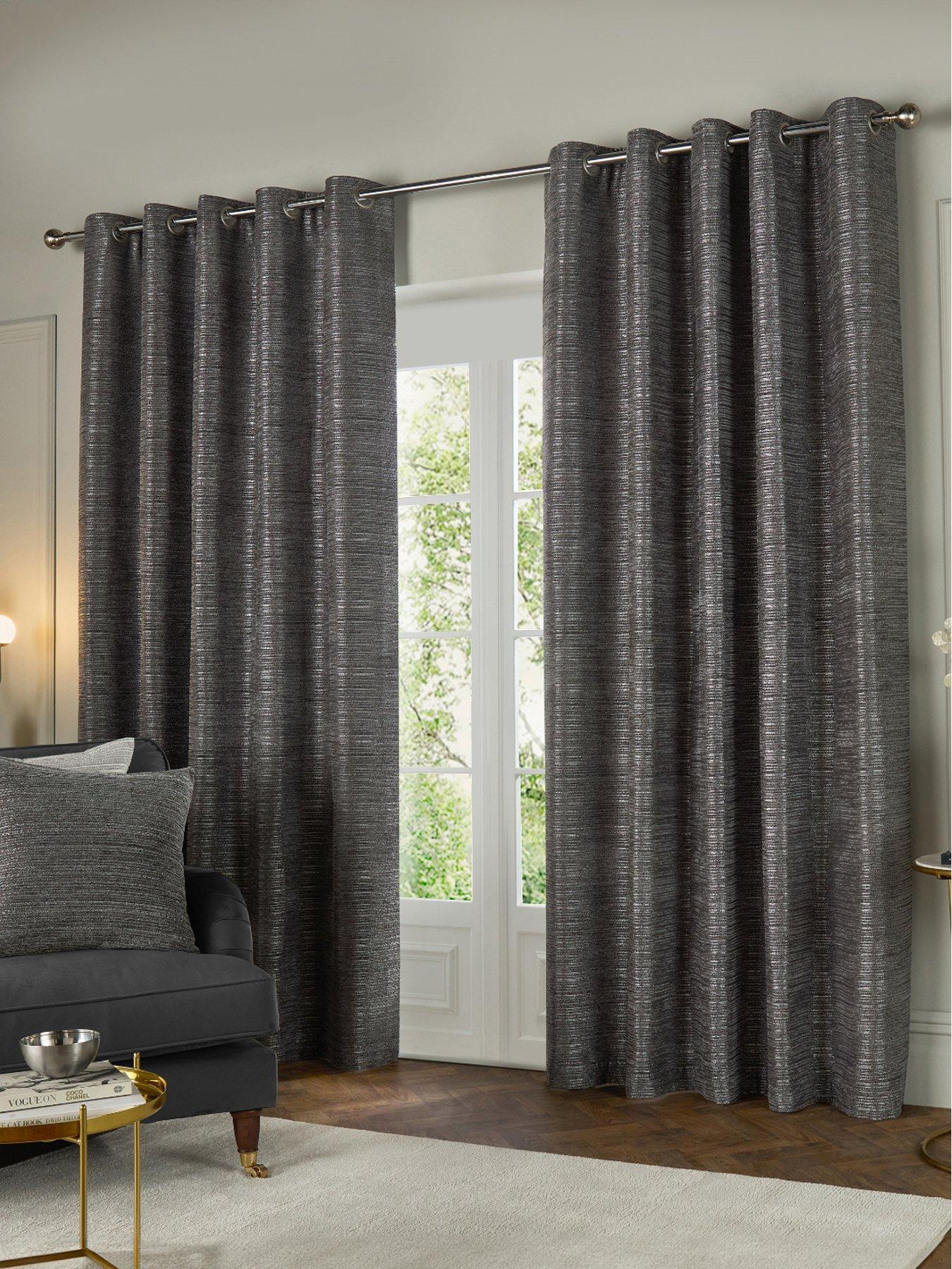 paoletti-jupiter-eyelet-curtains