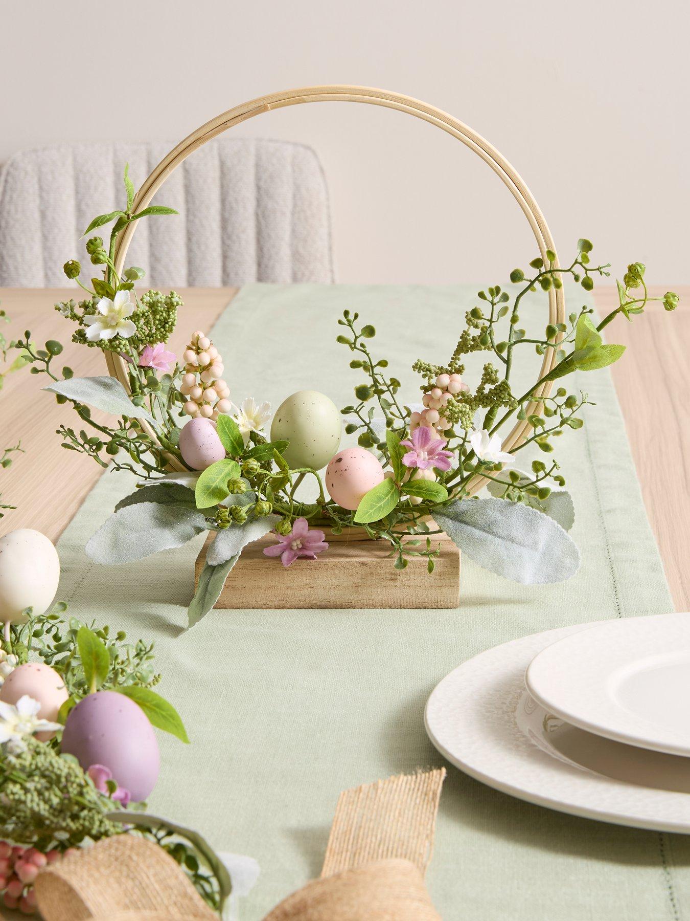 The Very Collection Coloured Egg Table Centre (27 x 8 cm)