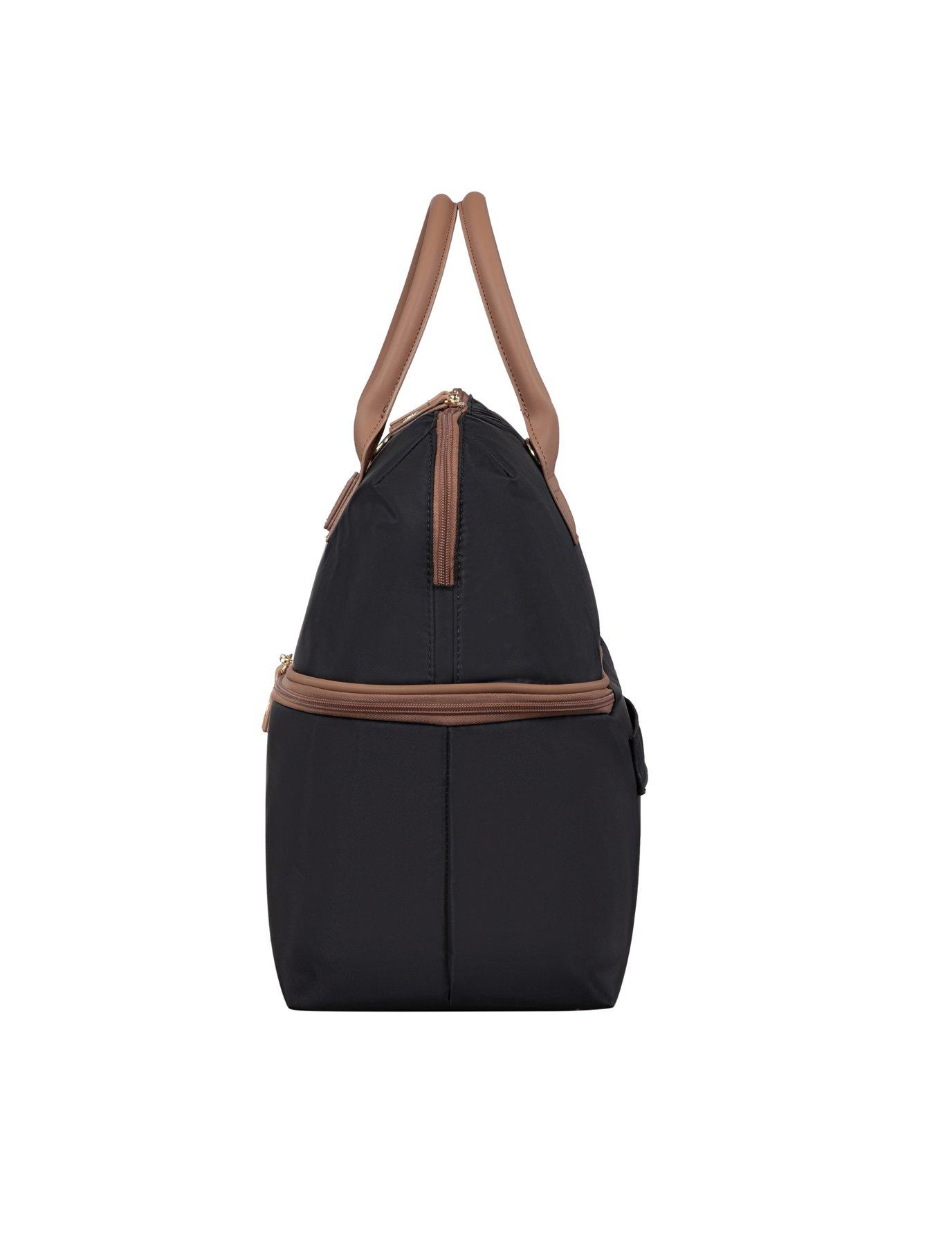 Image 3 of 7 of it Luggage Alluring Black Holdall