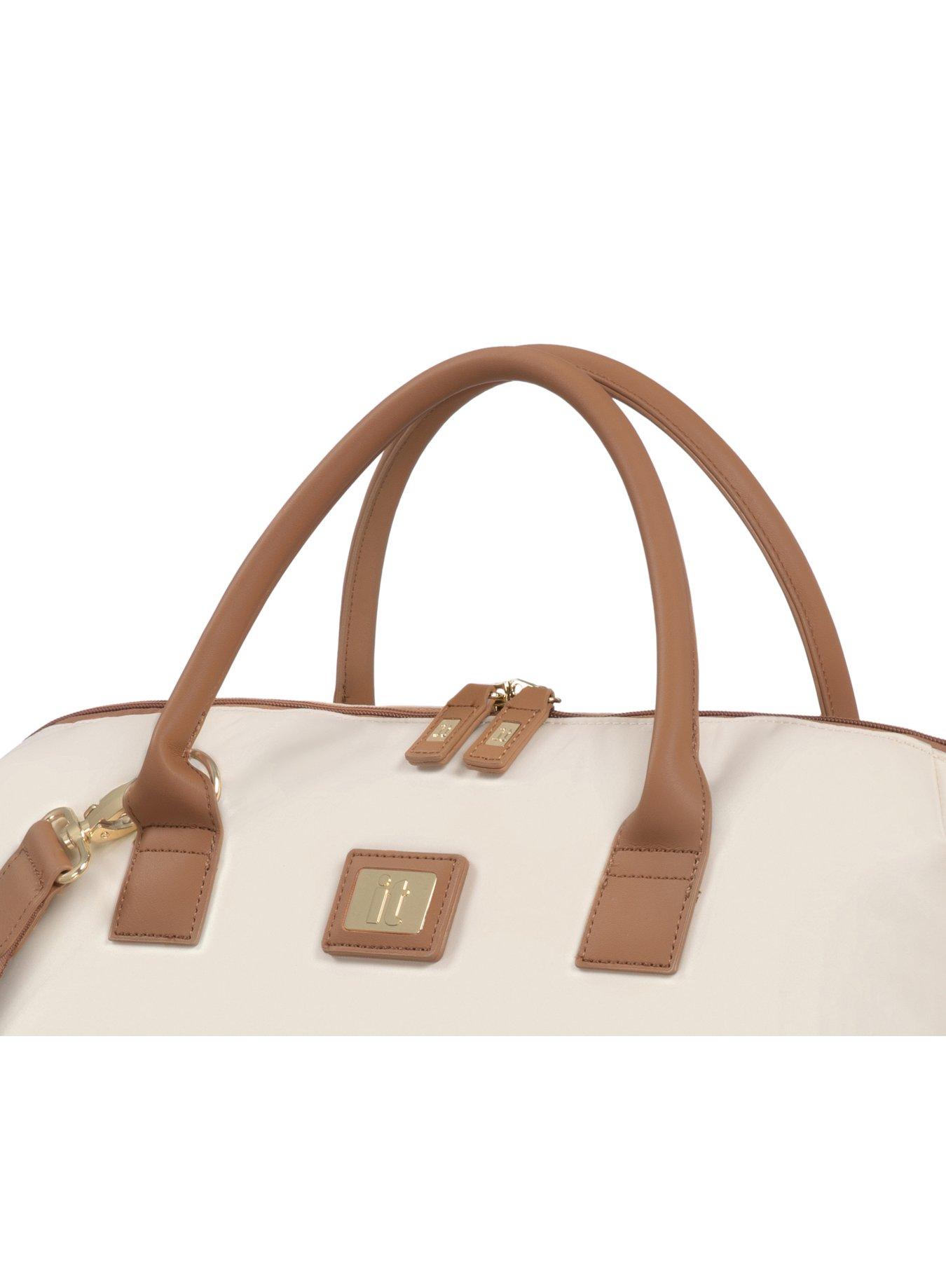 Image 5 of 7 of it Luggage Alluring Cr&egrave;me Holdall
