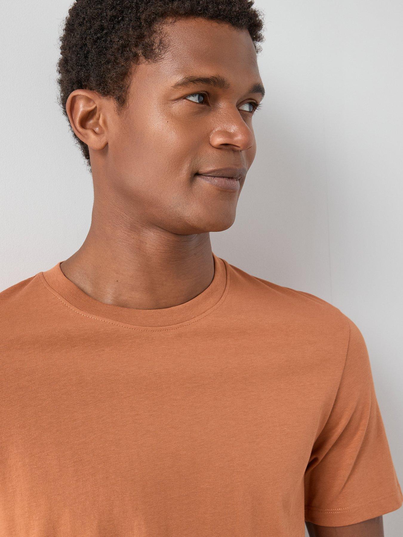 Image 5 of 7 of The Very Collection 3 Pack Crew Neck T-Shirts - Multi