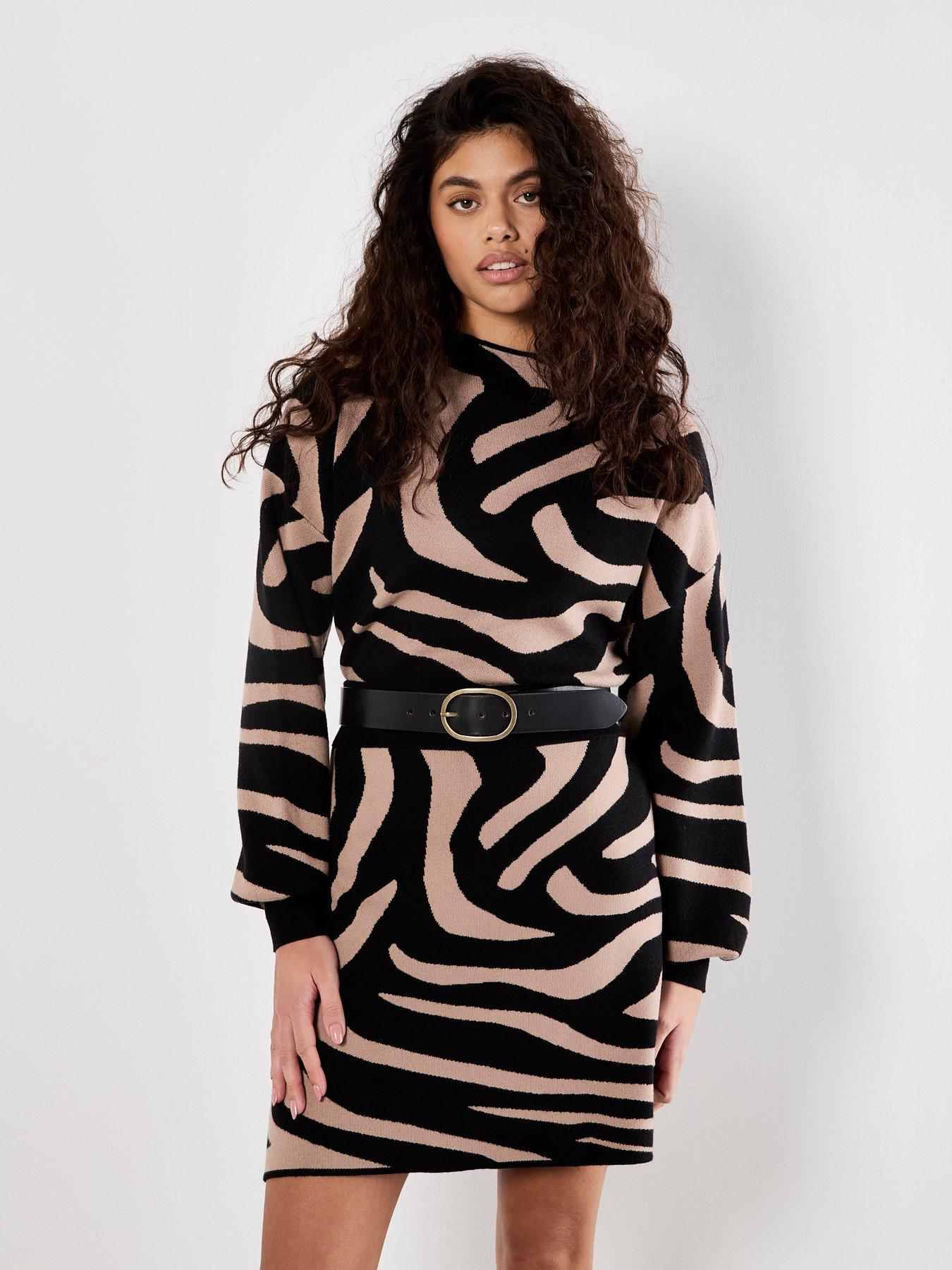 Apricot Zebra Jacquard Aline Knit Skirt - Black