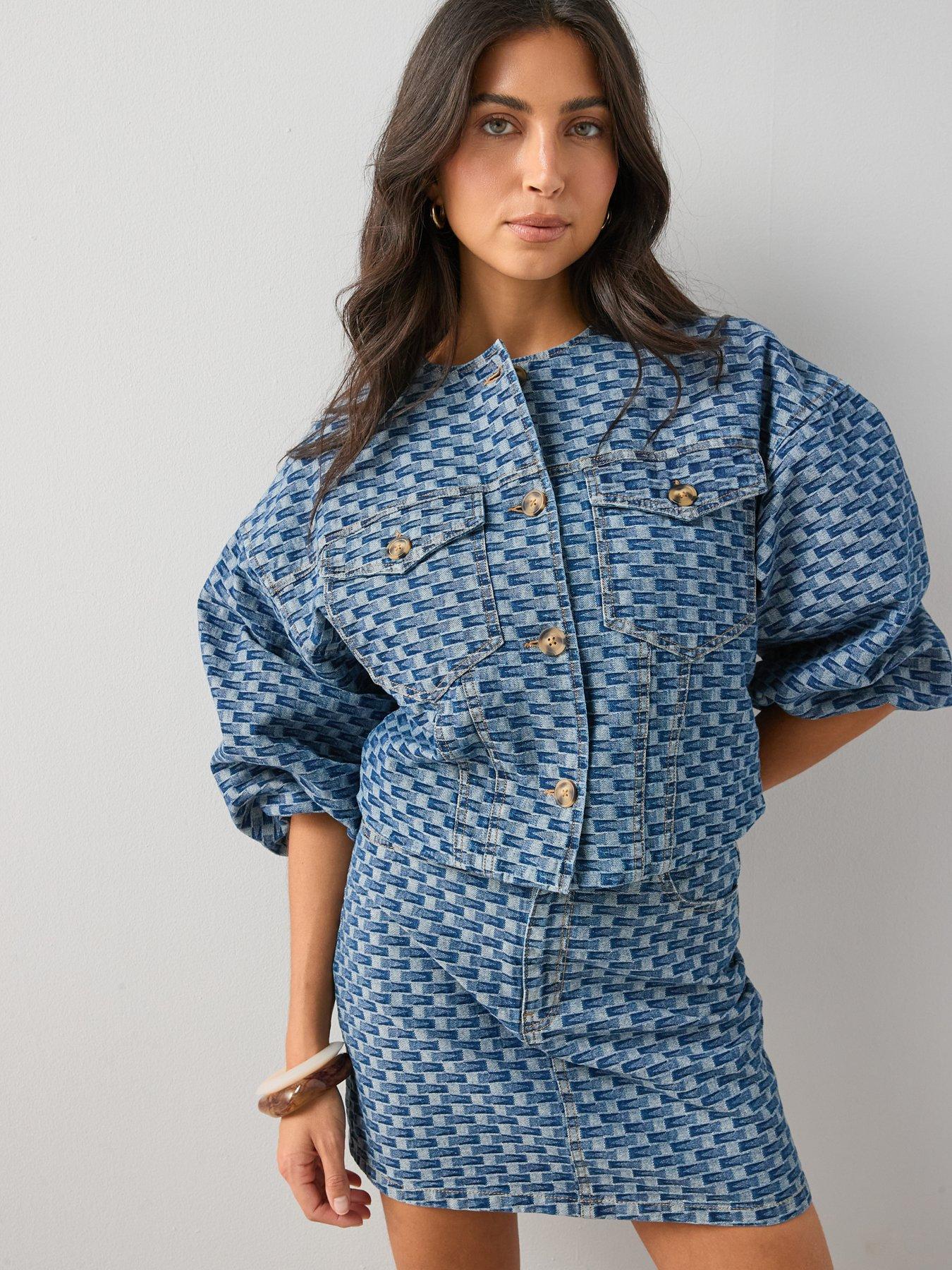 Image 6 of 6 of The Very Collection Denim Jacquard Co-ord Mini Skirt&nbsp;- Dark Wash