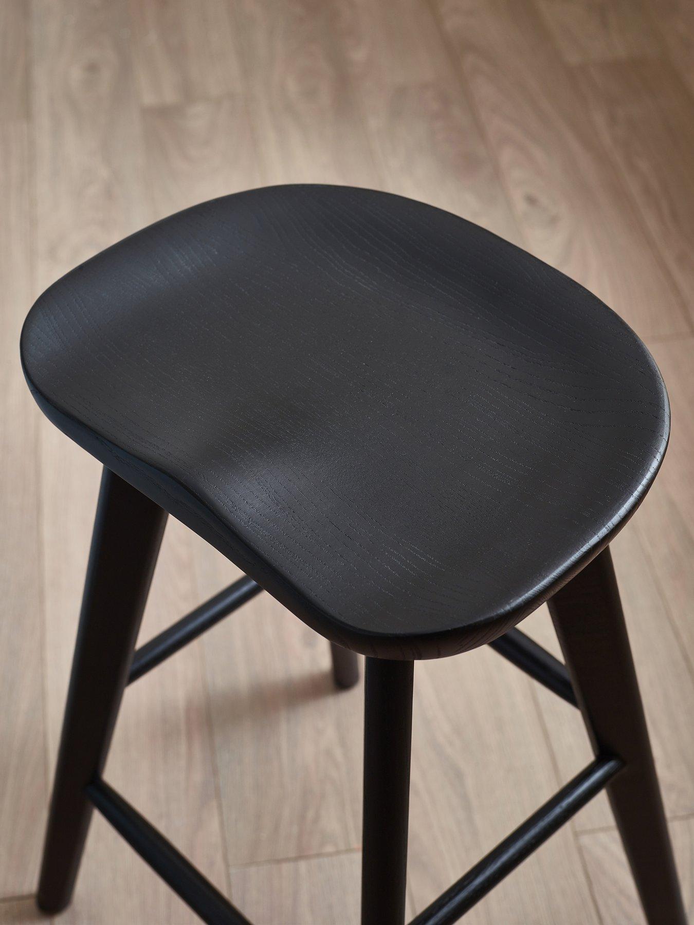 Image 4 of 6 of Julian Bowen Mulu Solid Oak Bar Stool