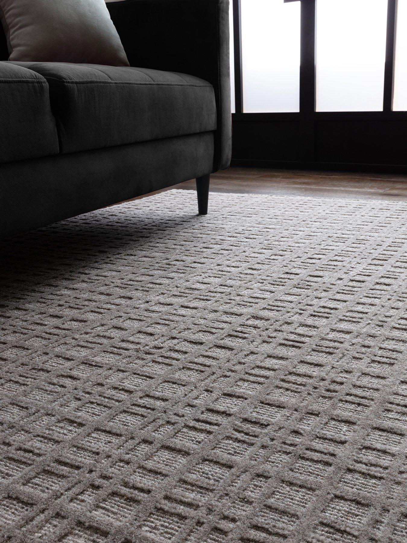 asiatic-thatch-taupe