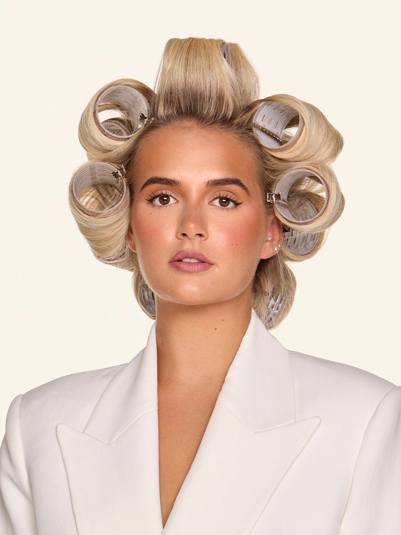 Image 4 of 7 of Beauty Works x Molly-Mae Thermal Roller Gift Set