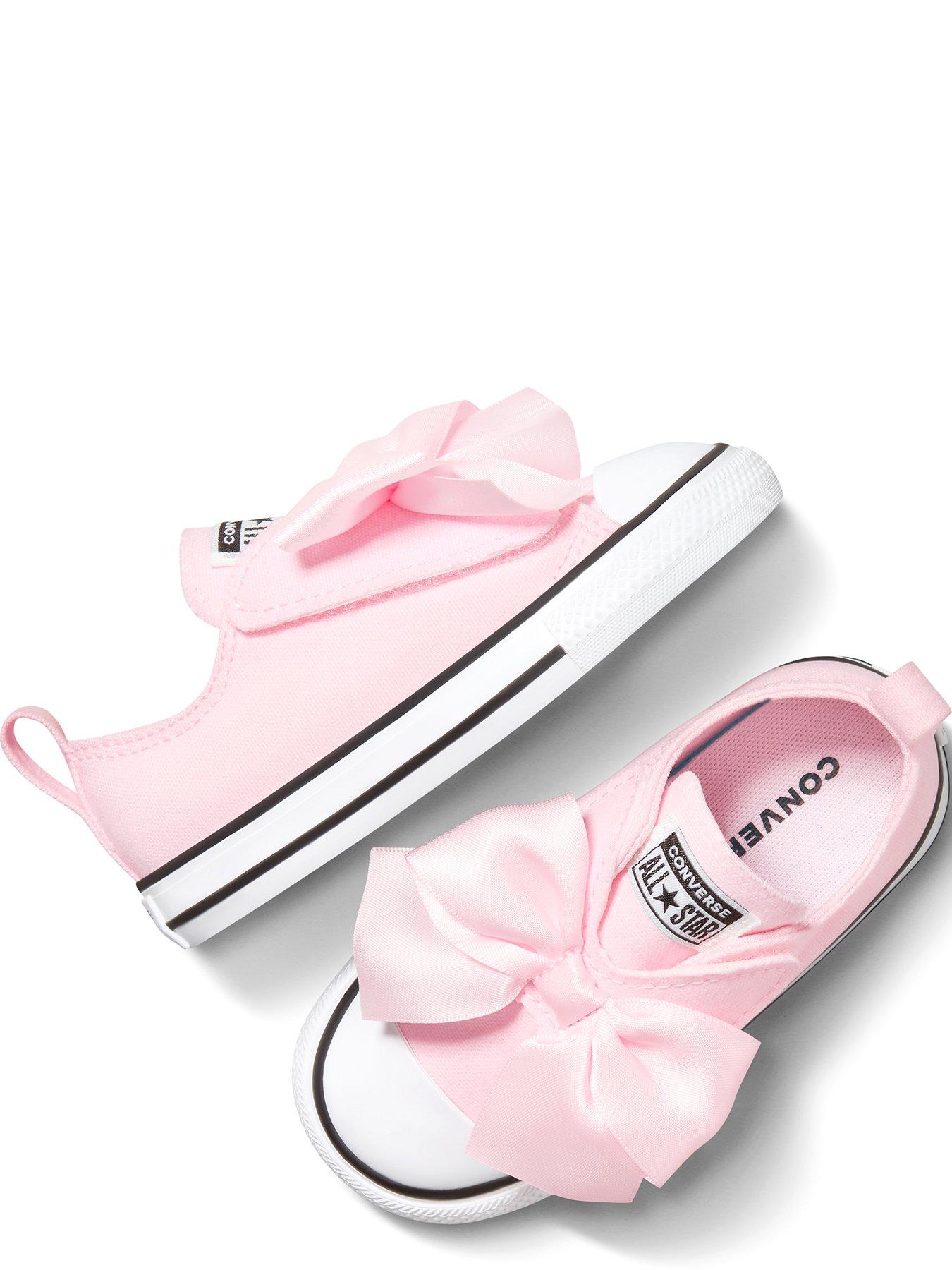Image 4 of 7 of Converse Infant Chuck Taylor All Star Bows Easy-On Low Top - Pink
