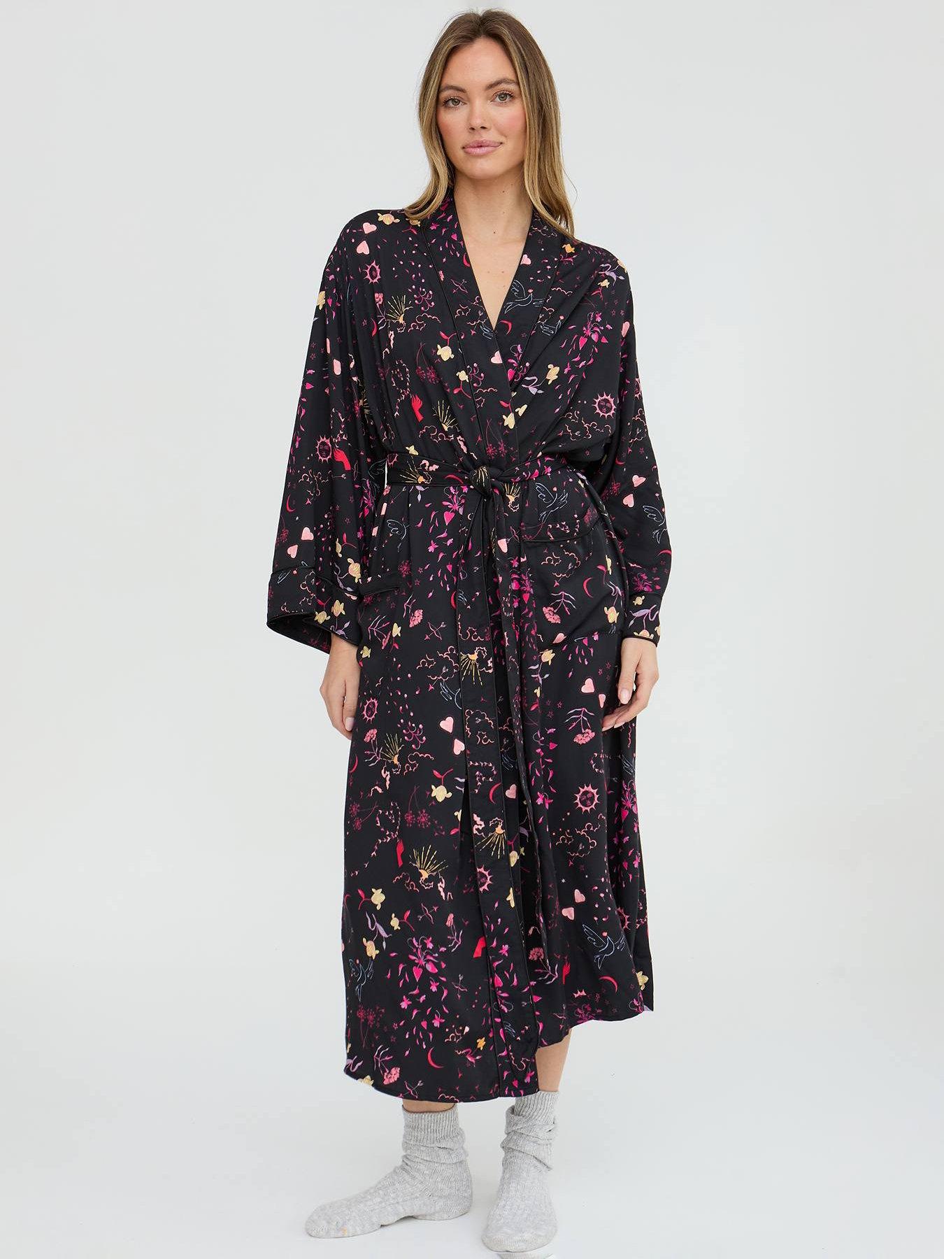 Lily & Lionel Corina Love Letter Printed Robe - Black
