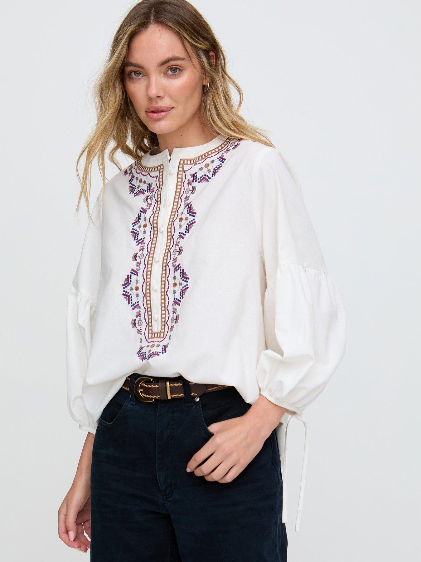 Raffya Anai Top - White