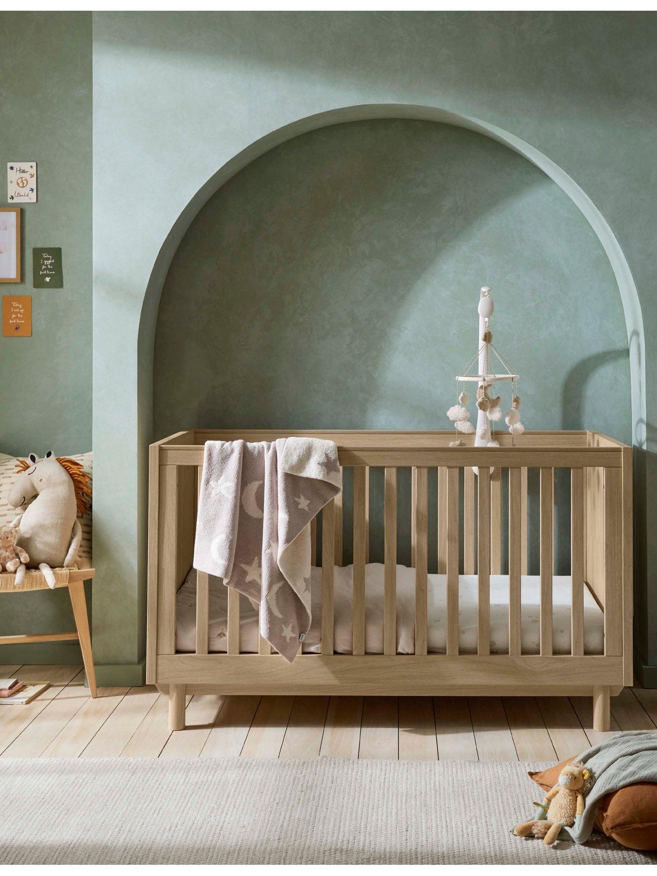 Image 3 of 7 of Mamas & Papas Oska Wide Set (Cotbed, Wide Dresser)