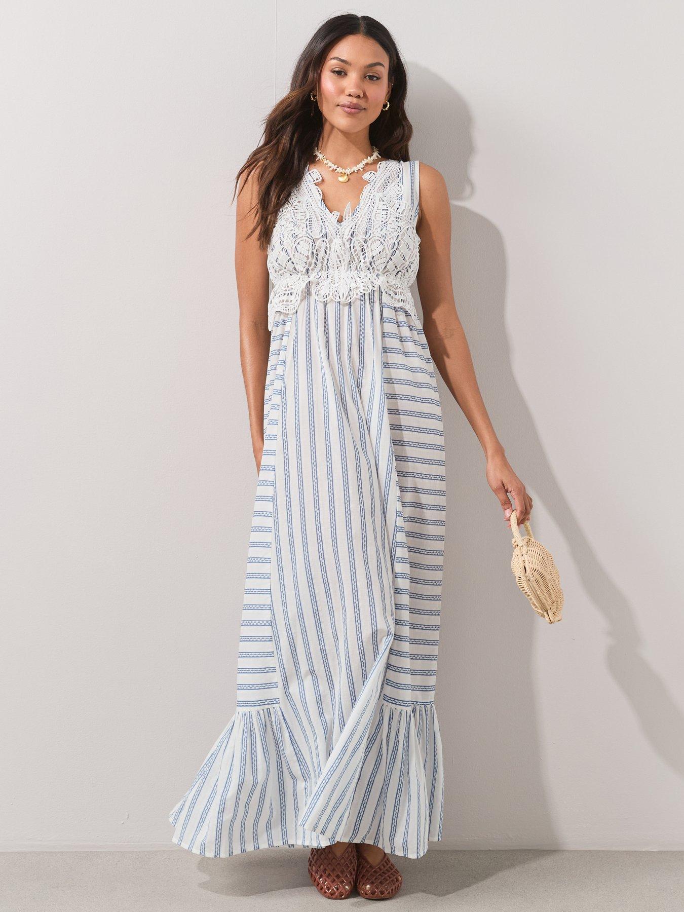 Image 3 of 7 of The Very Collection Crochet Panel Maxi Dress