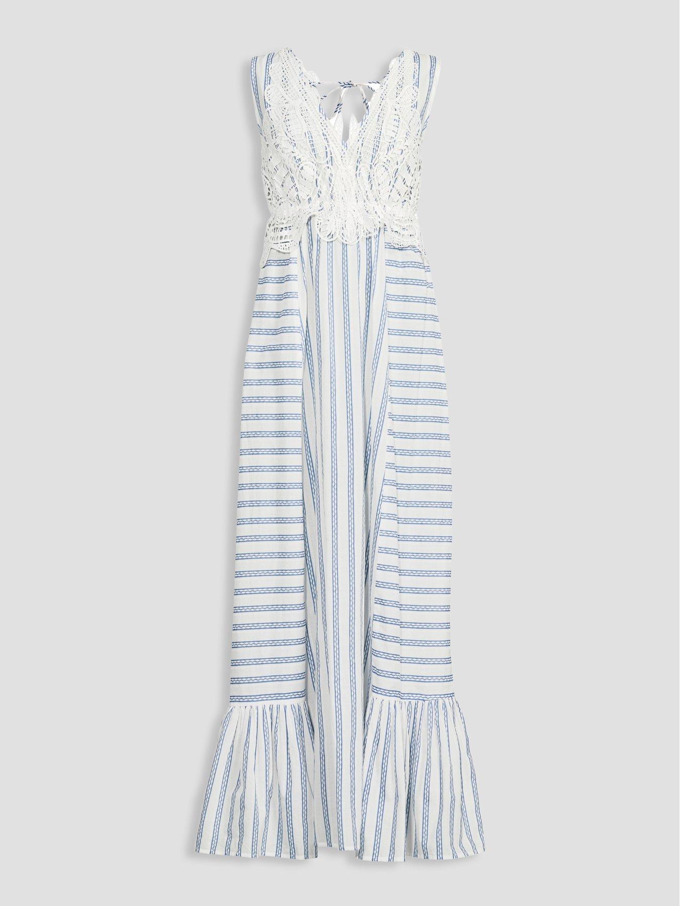 Image 7 of 7 of The Very Collection Crochet Panel Maxi Dress