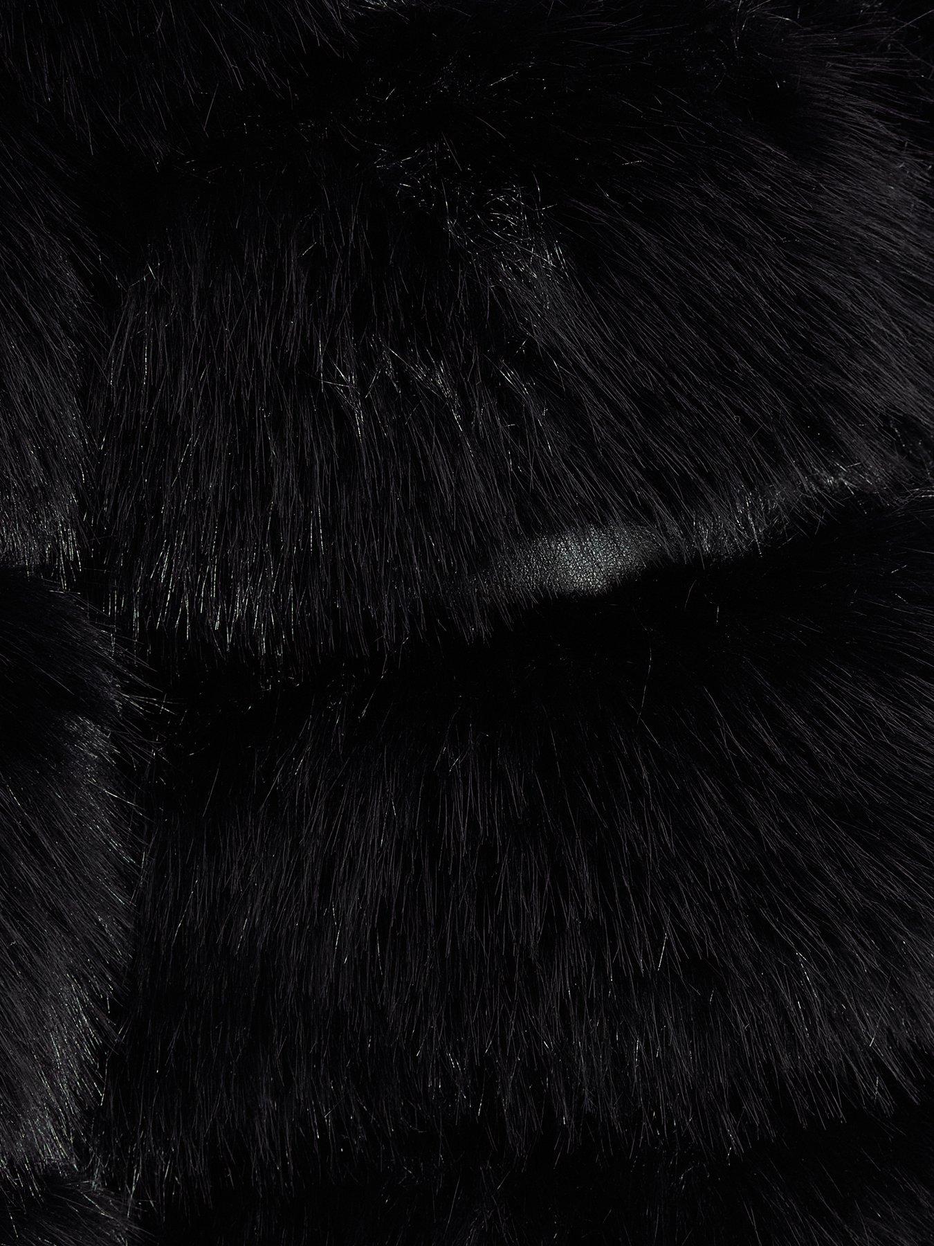 Image 6 of 6 of Quiz Black Faux Fur Jacket