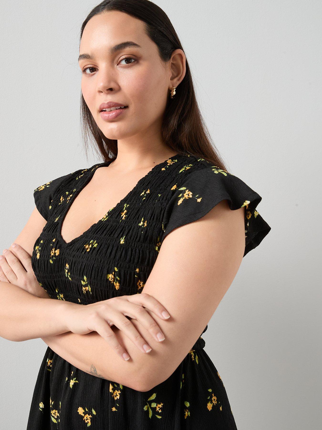 Image 6 of 6 of The Very Collection Curve Printed Stretch Midi Dress