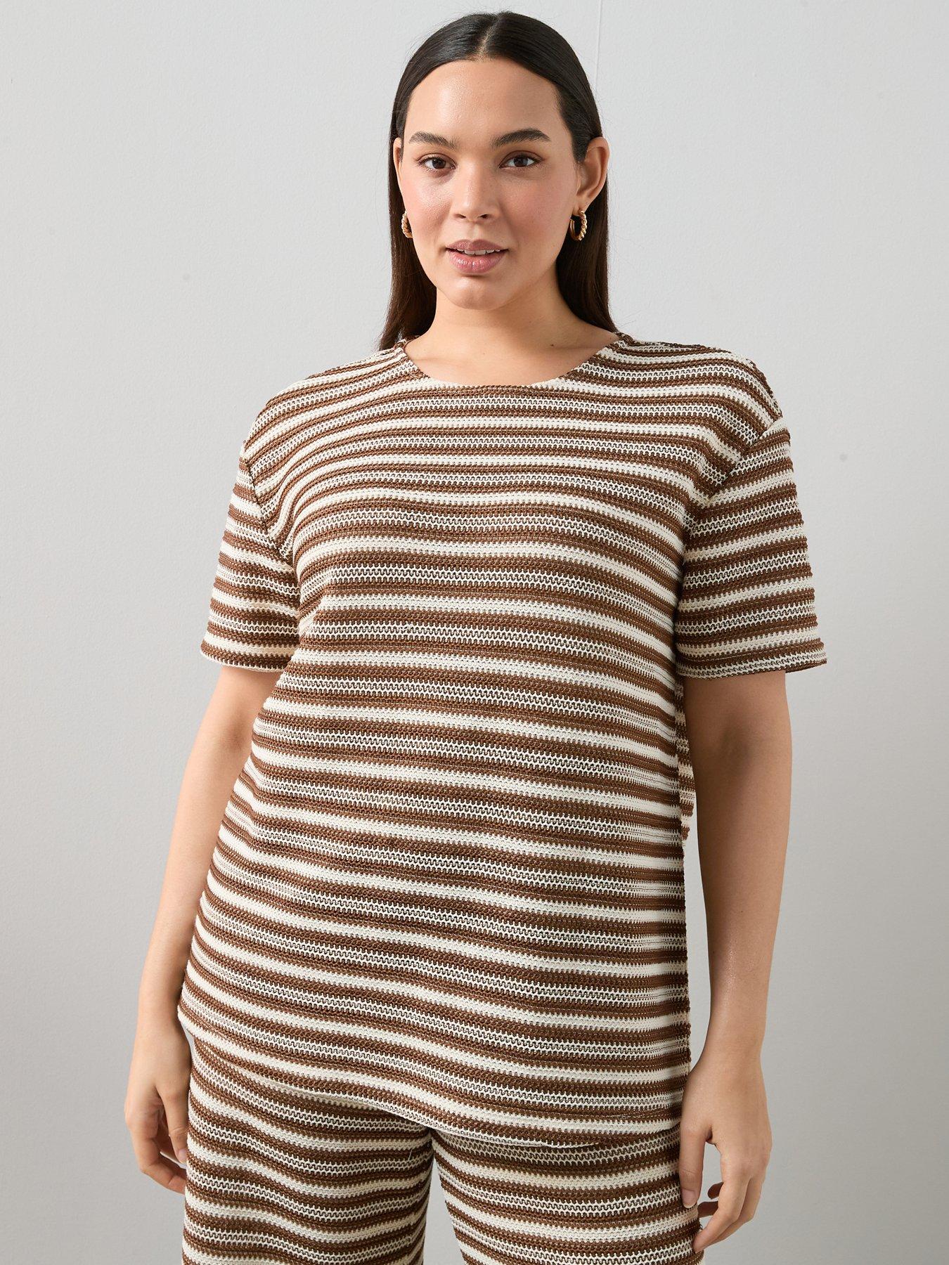 Image 1 of 6 of The Very Collection Curve Stripe Crochet T-shirt Co-ord