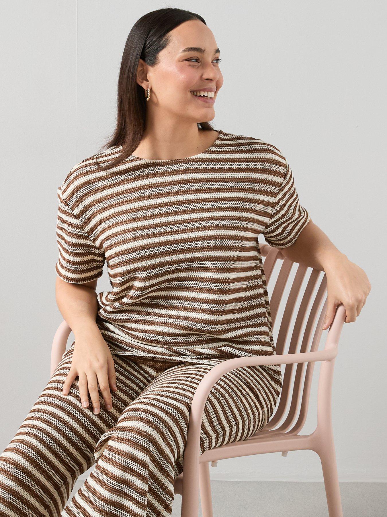 Image 4 of 6 of The Very Collection Curve Stripe Crochet T-shirt Co-ord