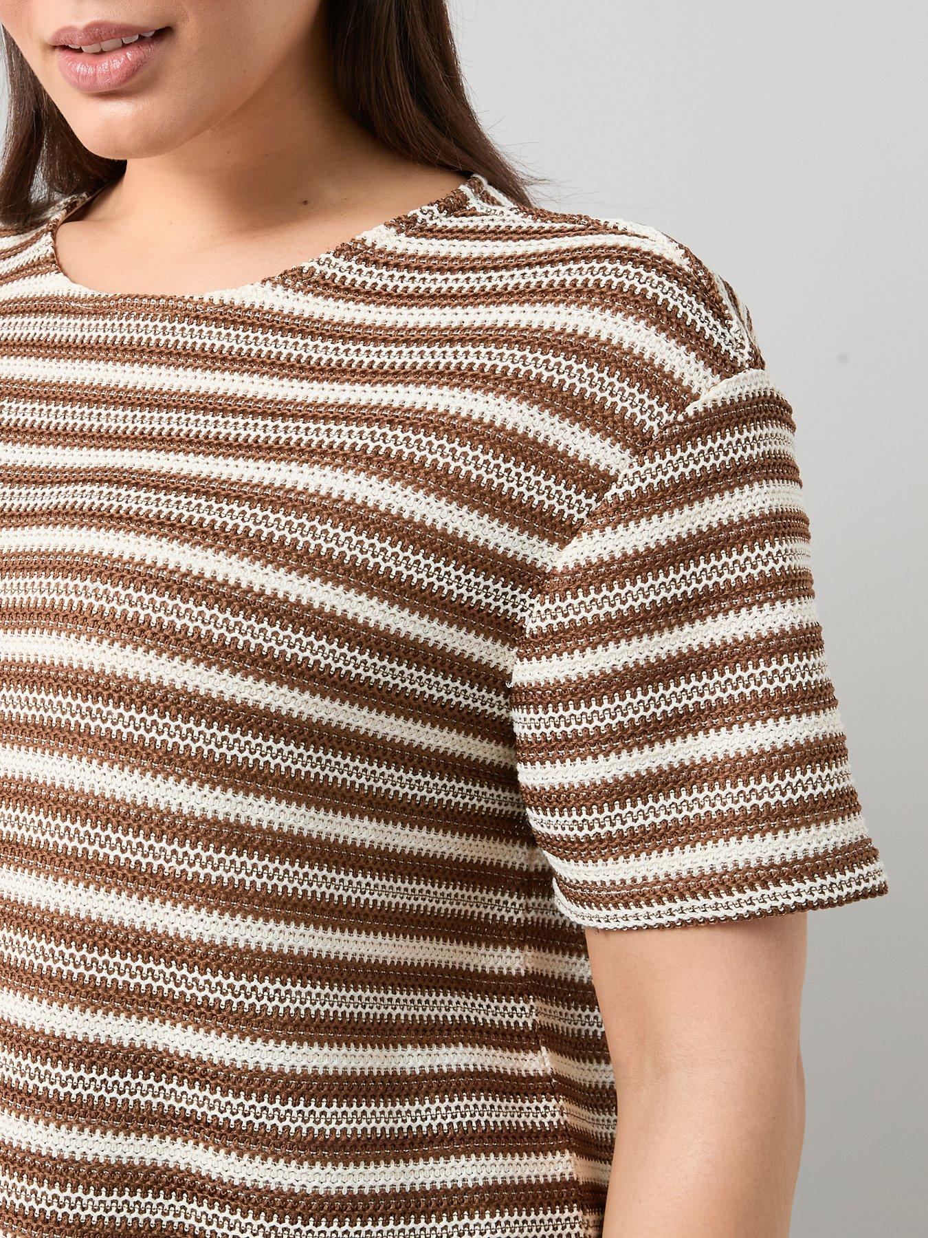 Image 5 of 6 of The Very Collection Curve Stripe Crochet T-shirt Co-ord