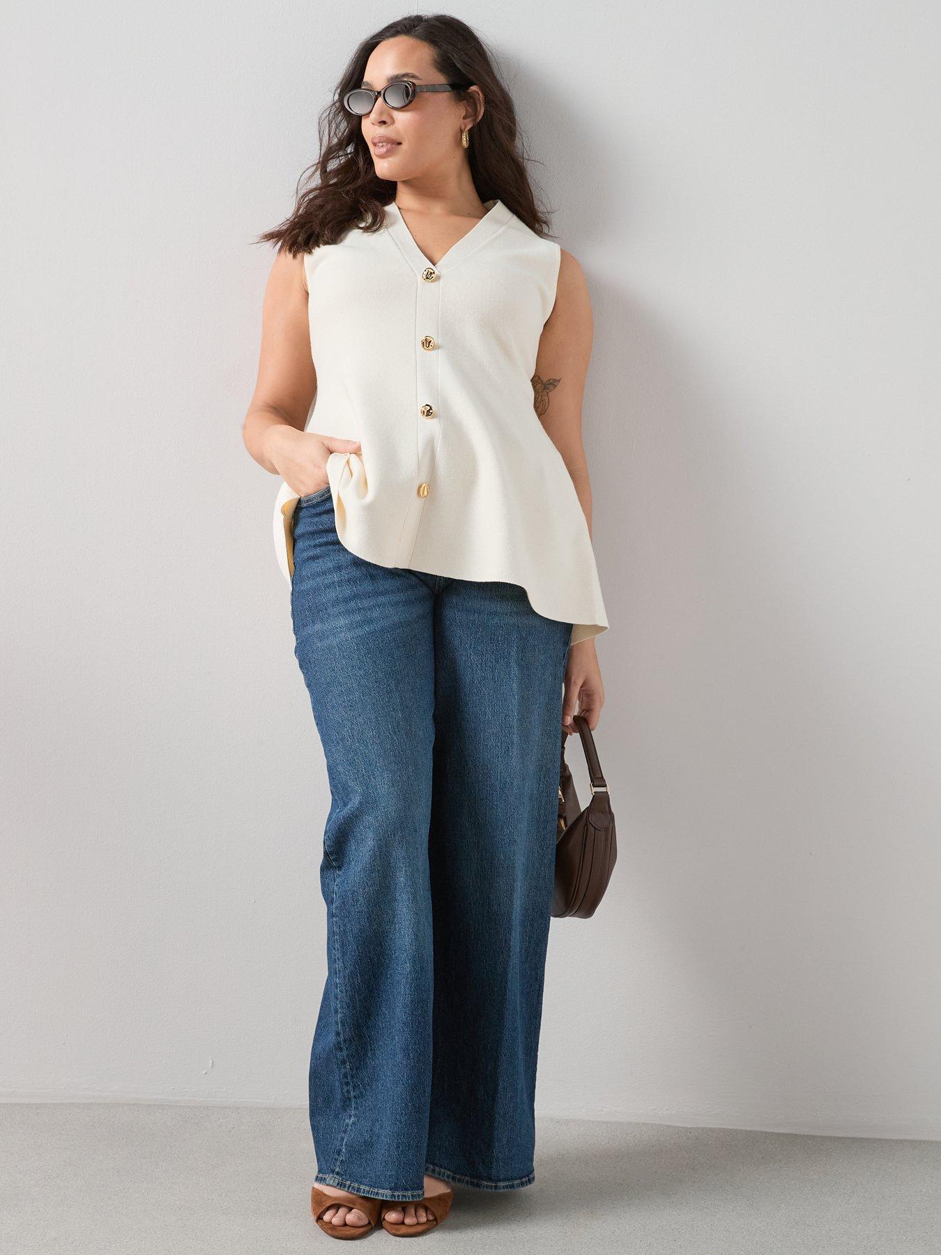 Image 3 of 6 of The Very Collection Curve Knitted Peplum Waistcoat