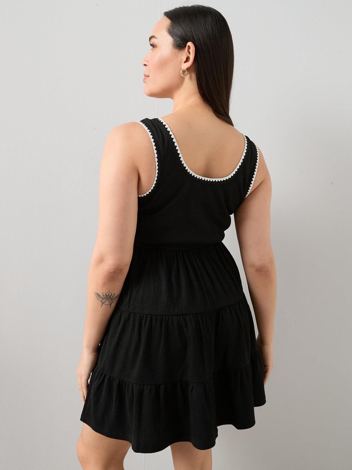 Image 2 of 6 of The Very Collection Curve Crinkle Stretch Tiered Mini Dress