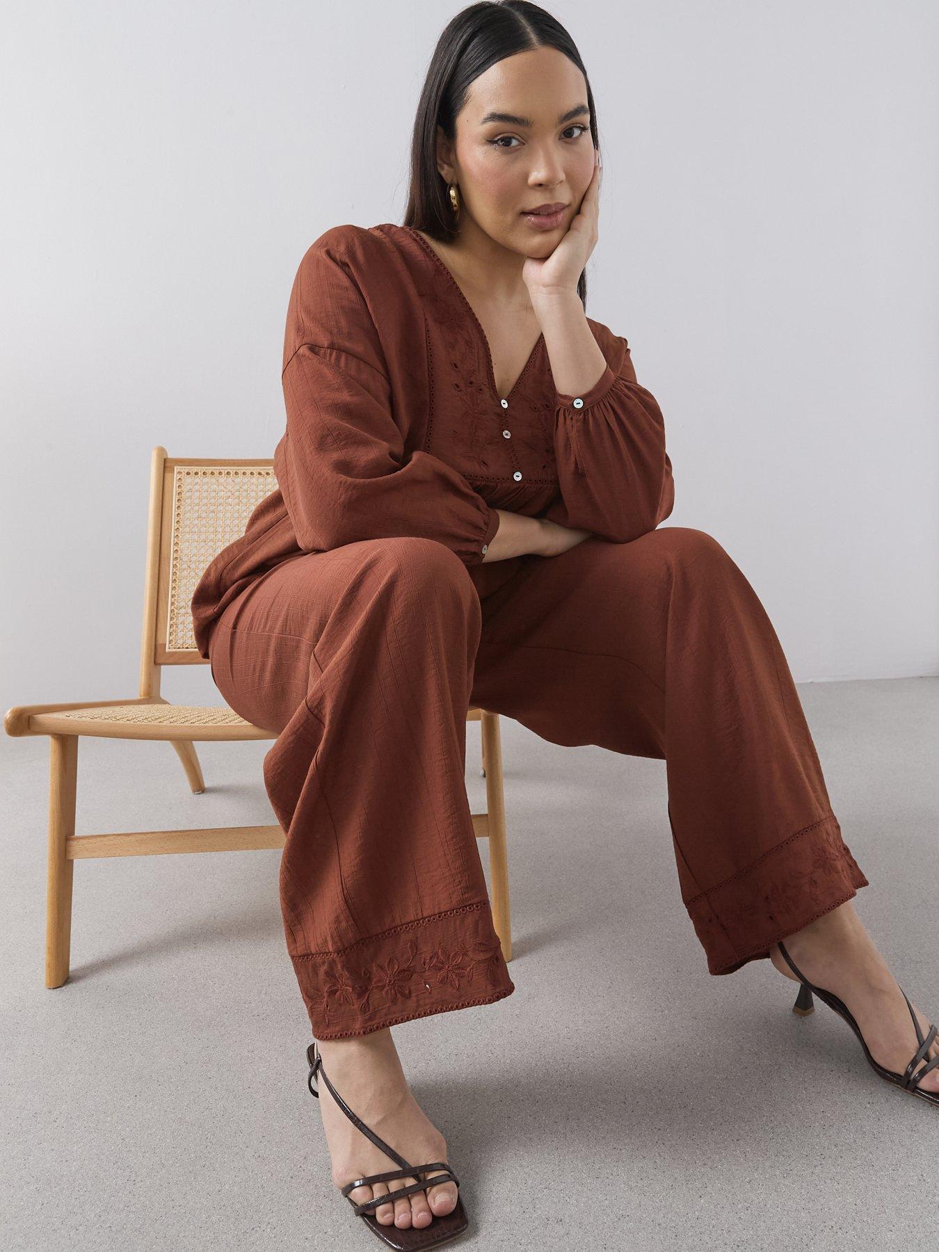 Image 4 of 6 of The Very Collection Curve Embroidered Hem Wide Leg Trouser Co-ord