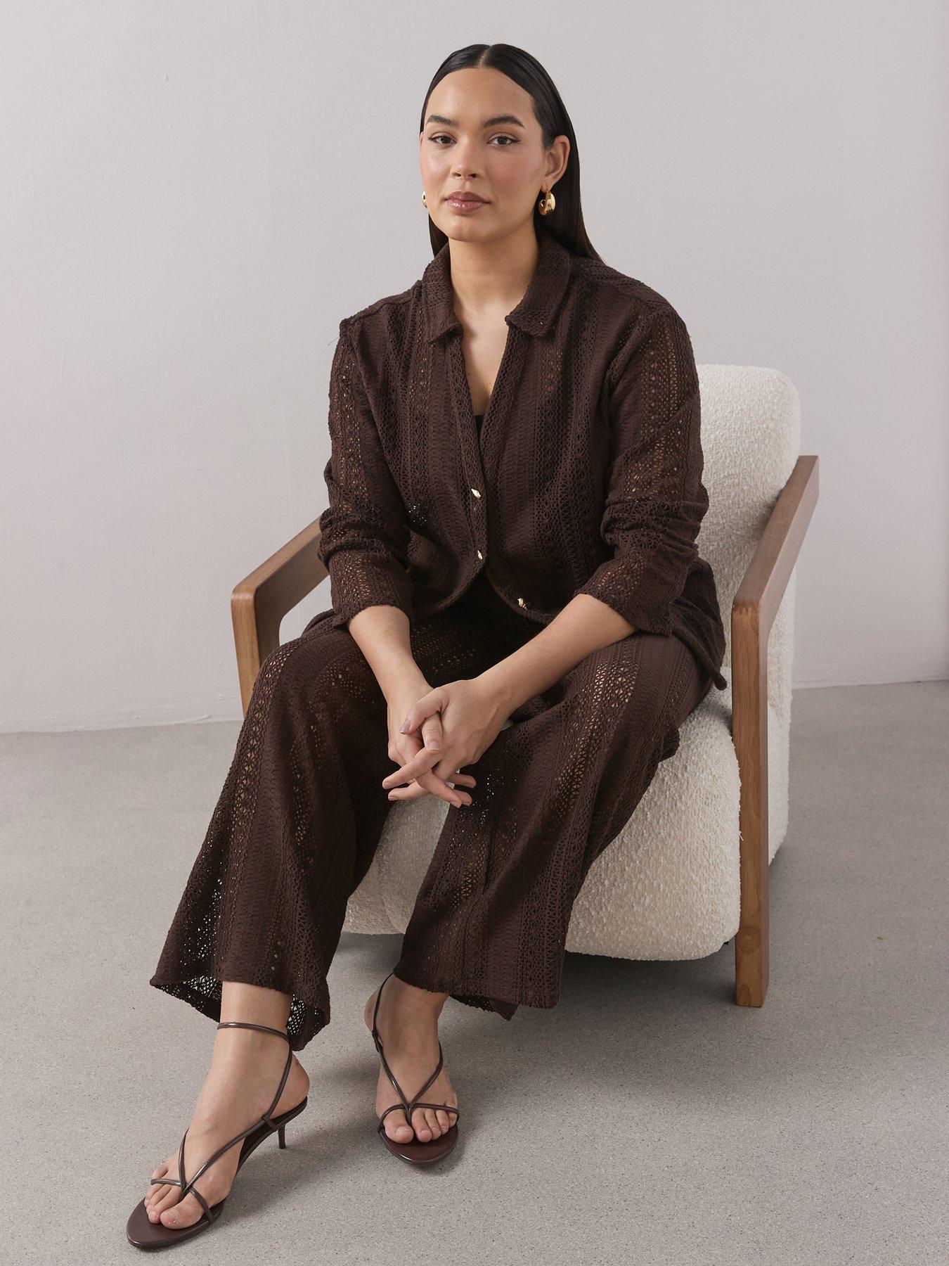 Image 4 of 6 of The Very Collection Curve Crochet Trouser Co-ord