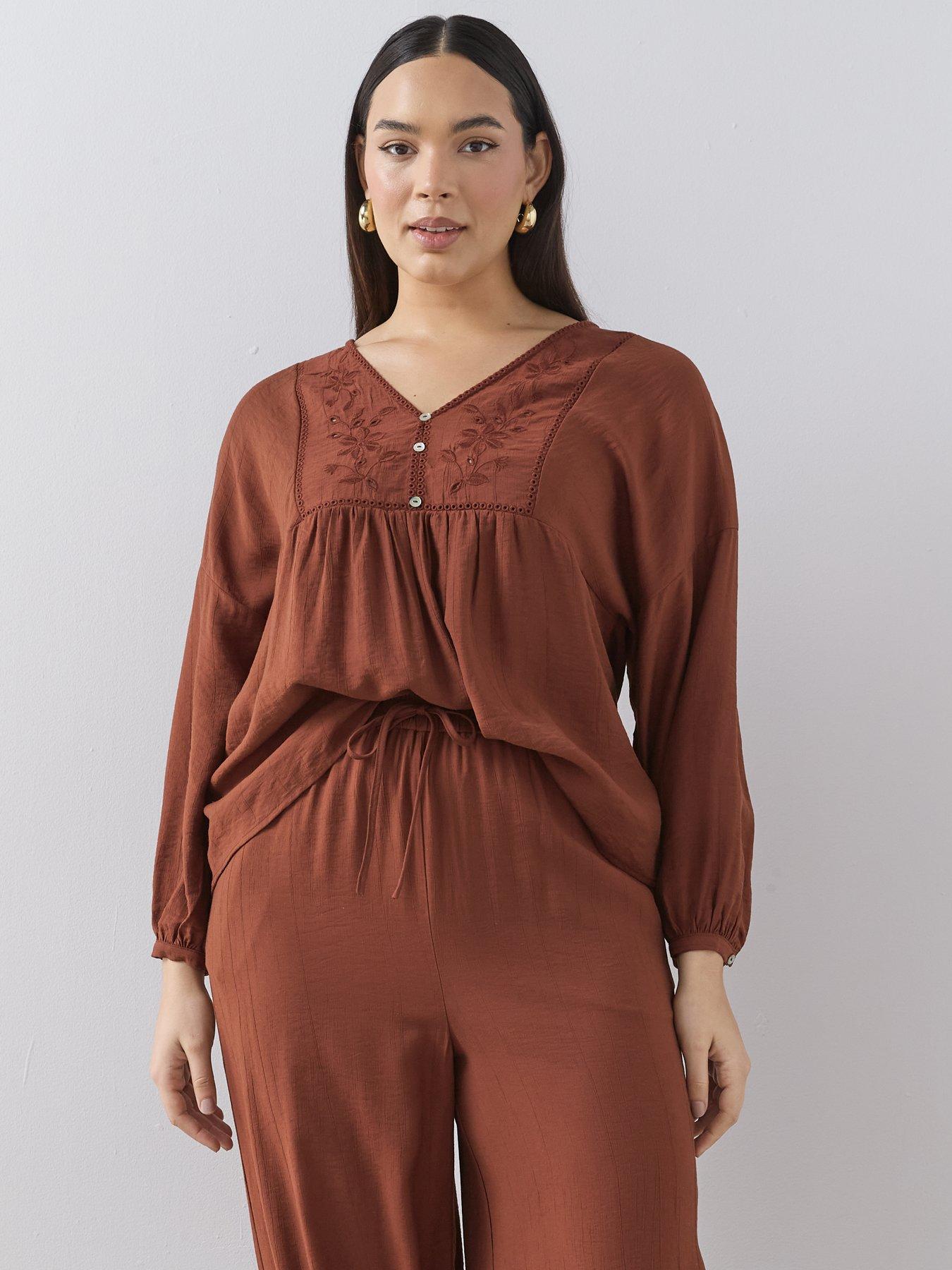 Image 6 of 6 of The Very Collection Curve Embroidered V Neck Blouse Co-ord
