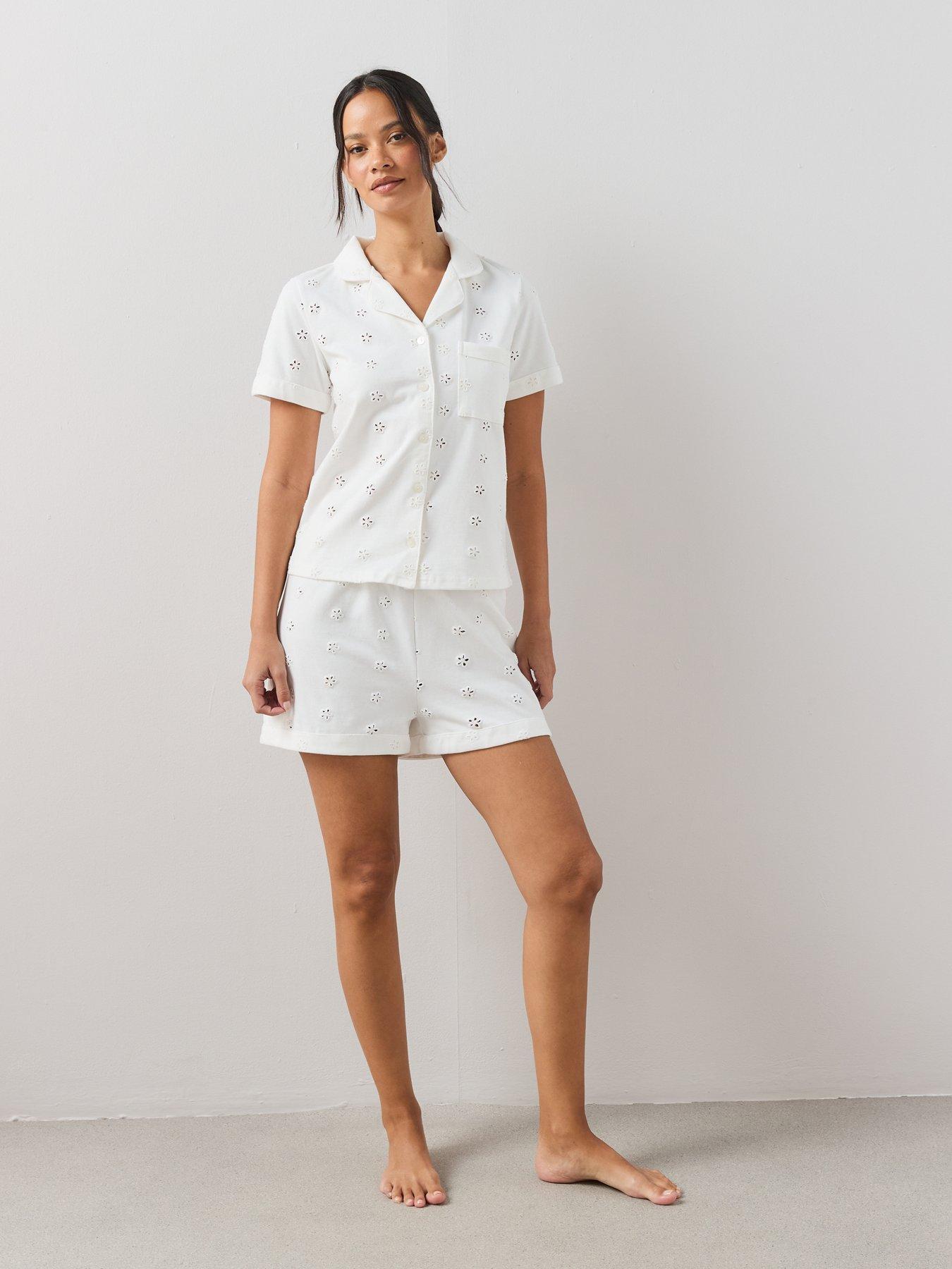 Image 3 of 6 of The Very Collection Short Sleeve Cut Out Broidere Short Pyjama Set - White