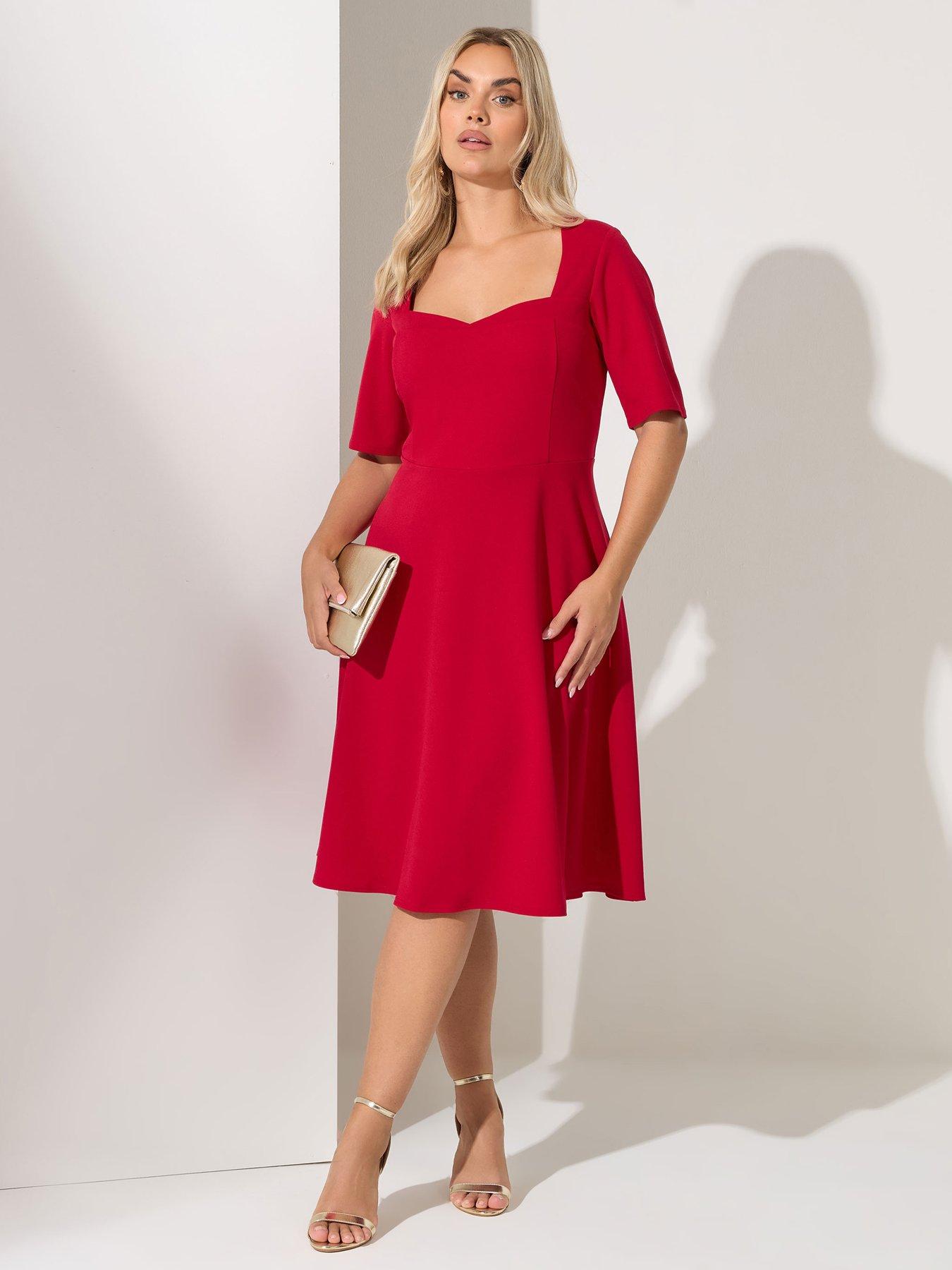 red skater dress American Apparel Low Back Fit Flare Coquette Y2K Balletcore XS Fit Model is 59 1/2 and wears UK size 8 / US size 4 Product Information Designed exclusively by Club L London Lined with good stretch Premium scuba crepe in Red (95% Polyester Yours Curve Panelled Skater Dress