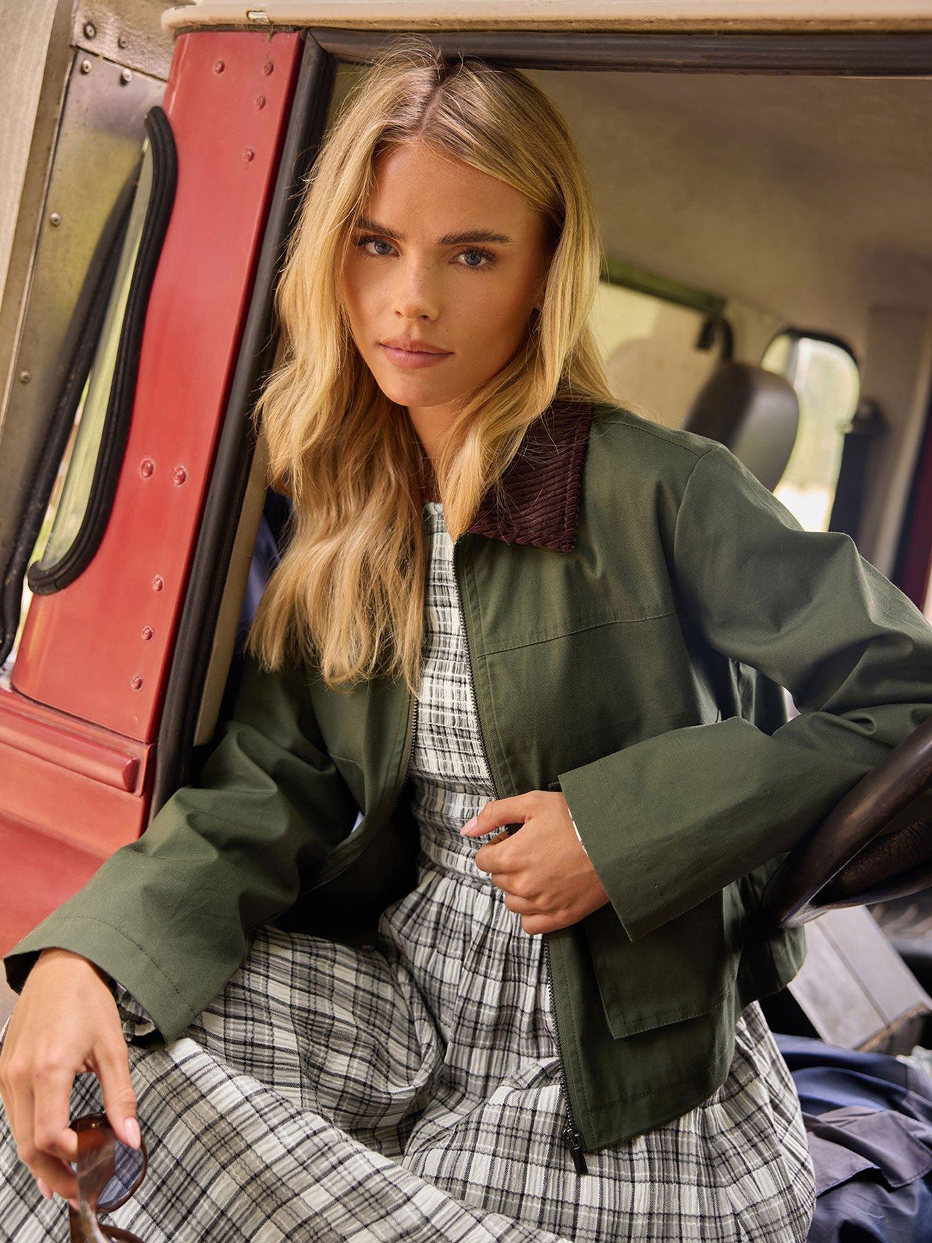 pixiegirl-petite-contrast-cord-collar-barn-jacket-green