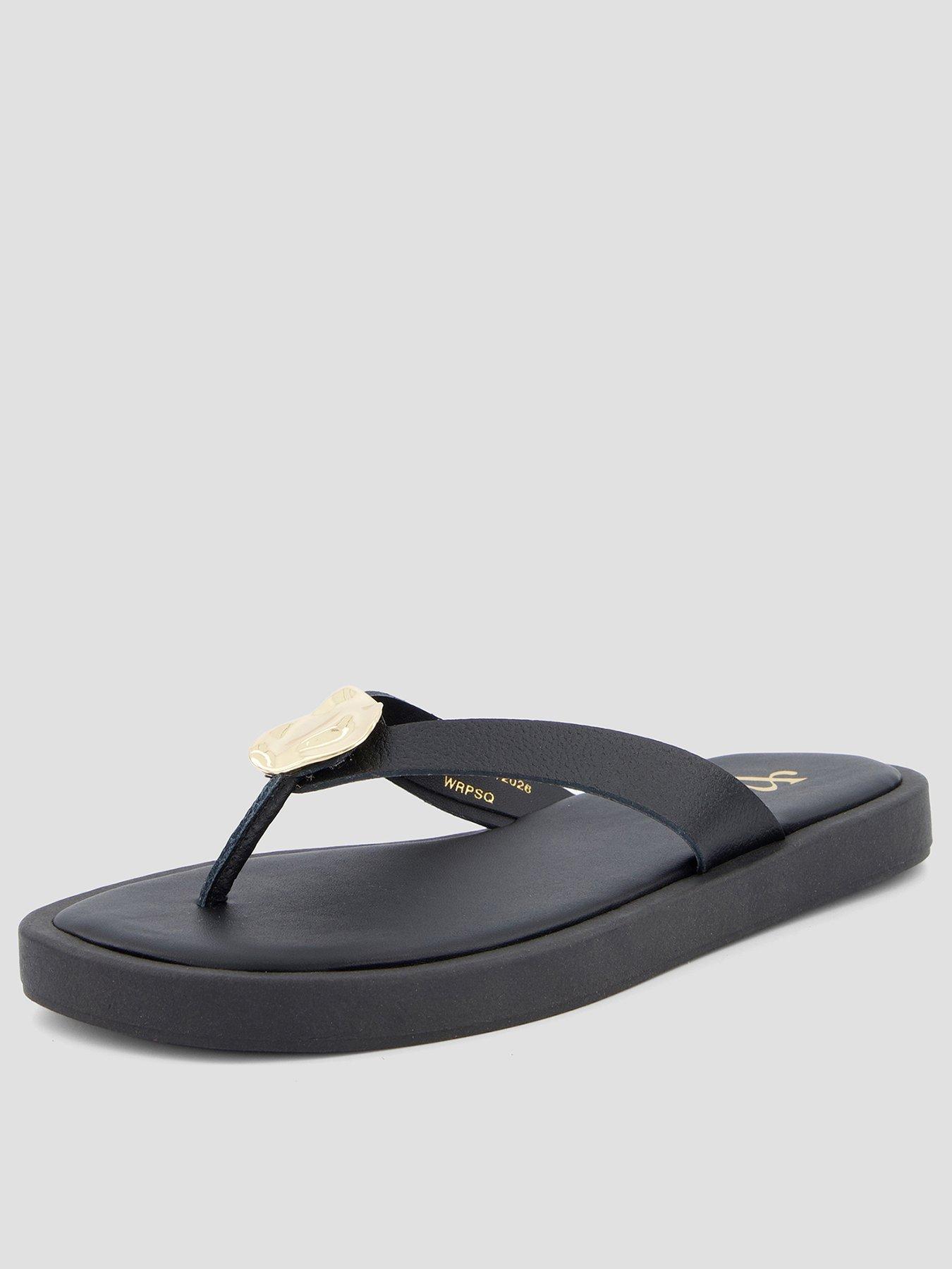 The Very Collection Leather Thong Flat Sandal - Black