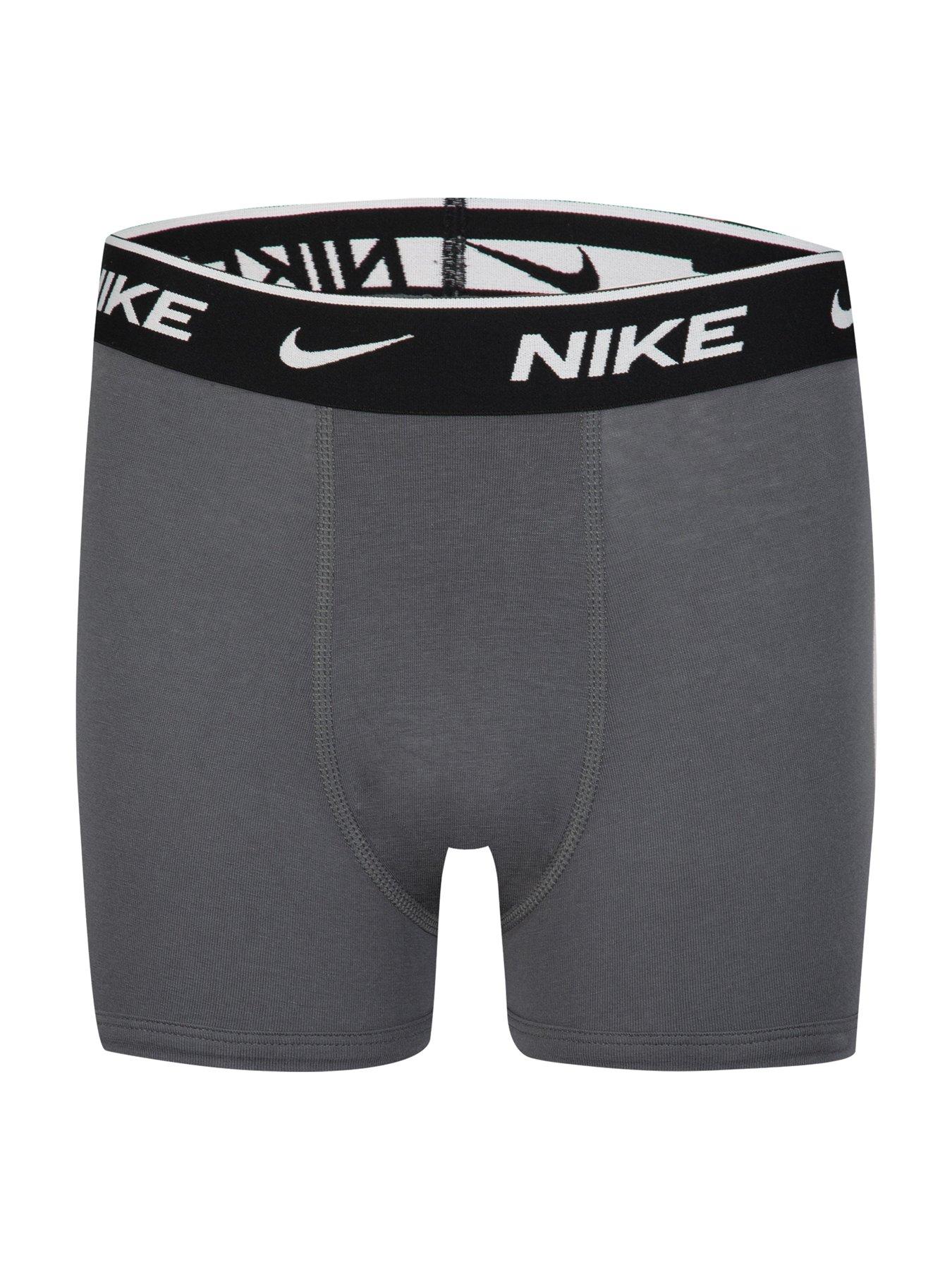 Image 4 of 6 of Nike Nhb Nhb E Day 3-Pack Cotton Stretch Boxers - Black
