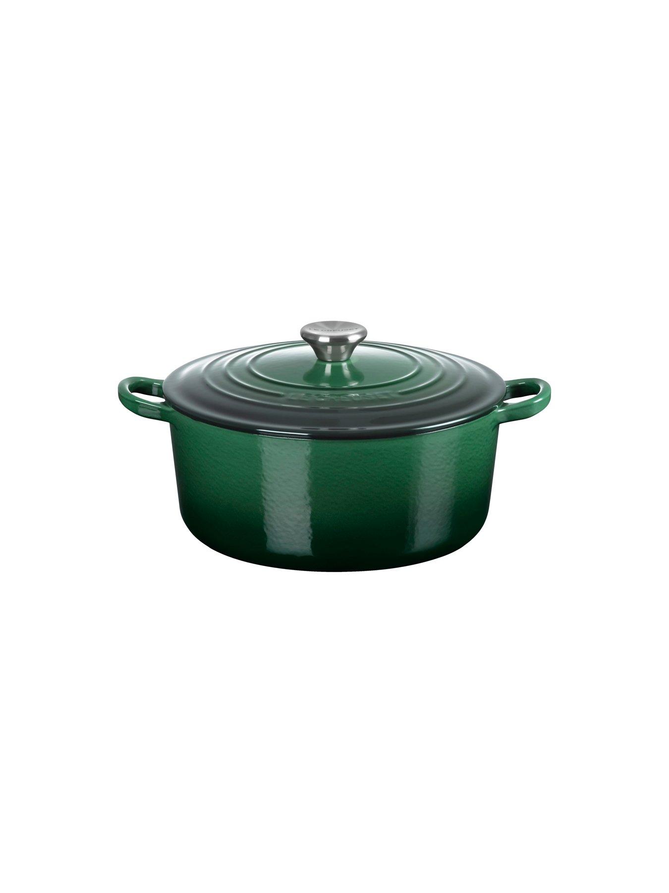 Le Creuset Signature Cast Iron Round 26 cm Casserole in Volcanic