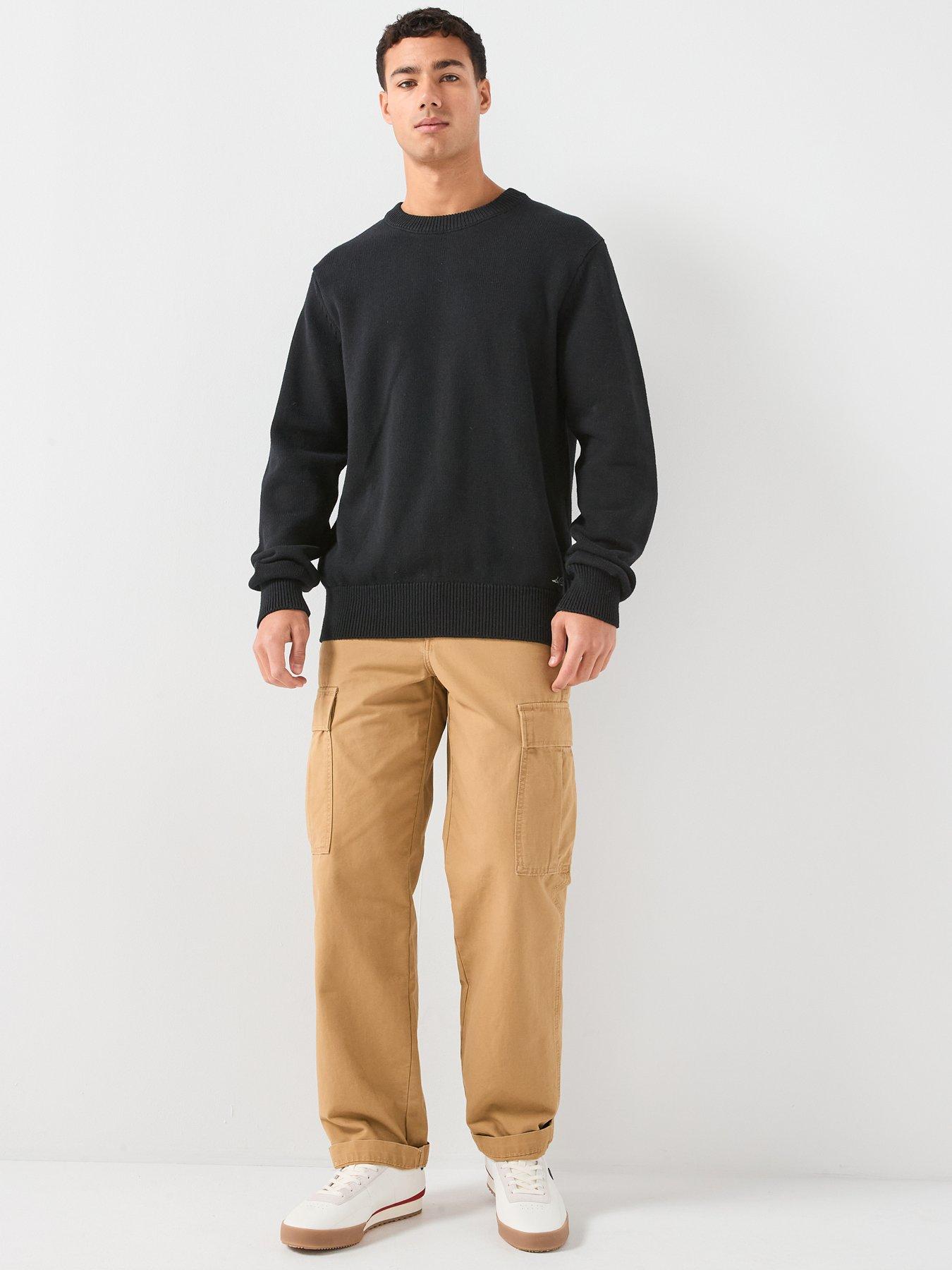 Image 6 of 6 of Les Deux Gary Globe Back Logo Knitted Jumper - Black