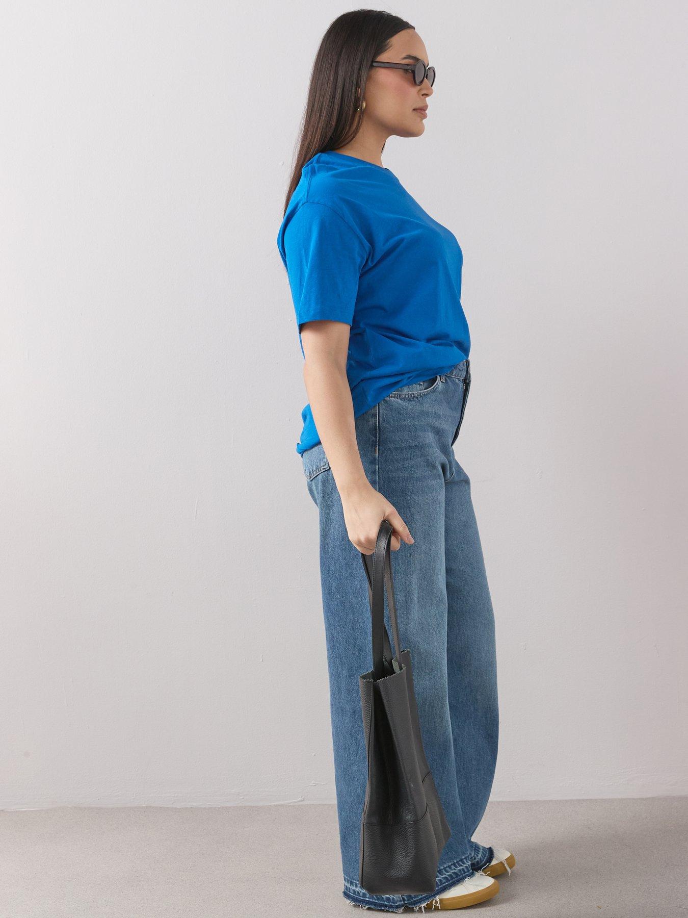 Image 5 of 6 of The Very Collection Curve Oversized T-Shirt - Blue