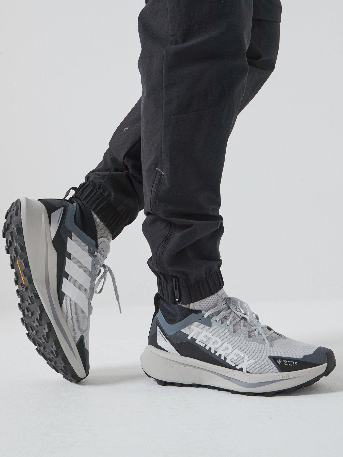 adidas-terrex-mens-trail-running-agravic-goretex-trainers-grey