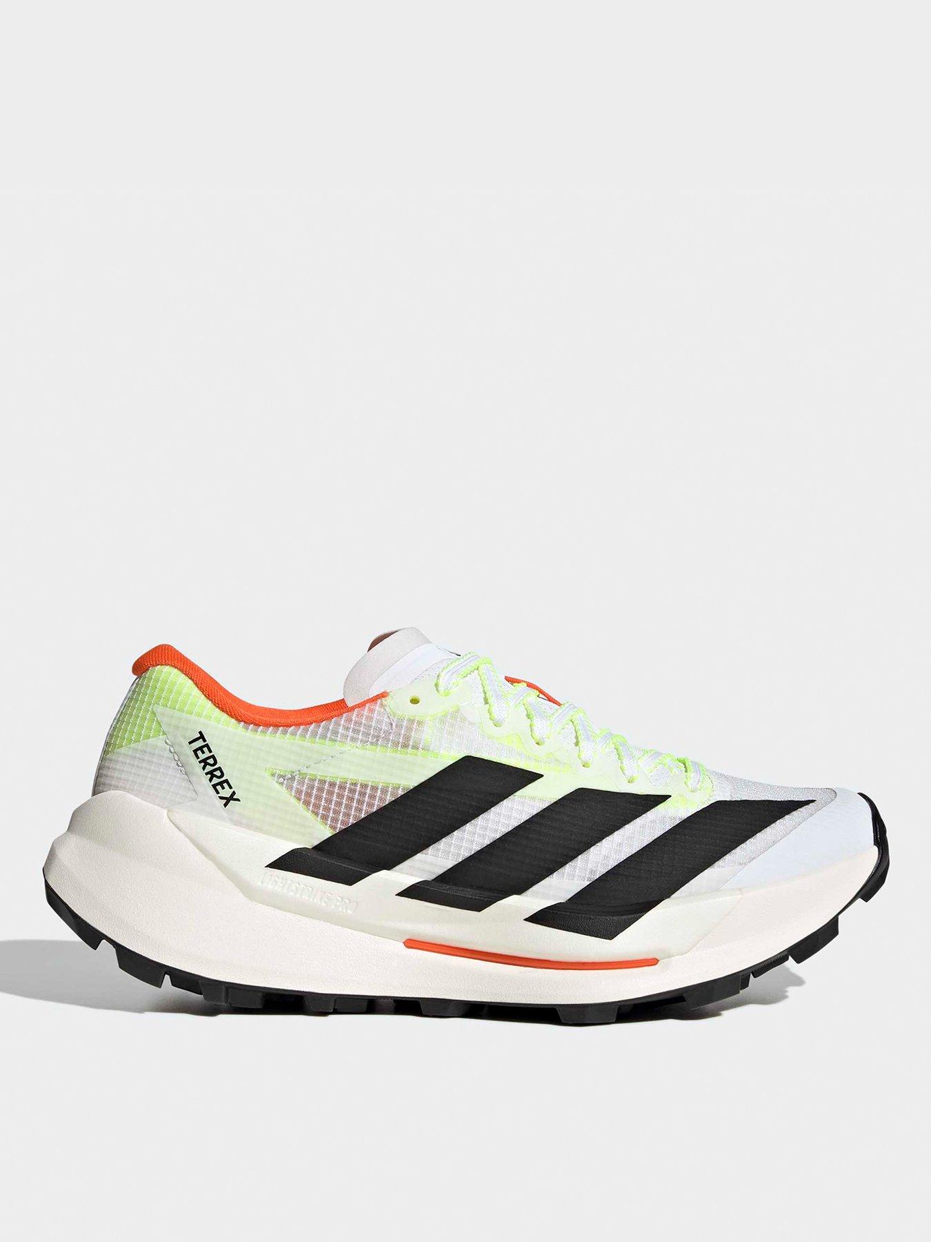 adidas Terrex: Womens Trail Running Agravic TT Trainers - White