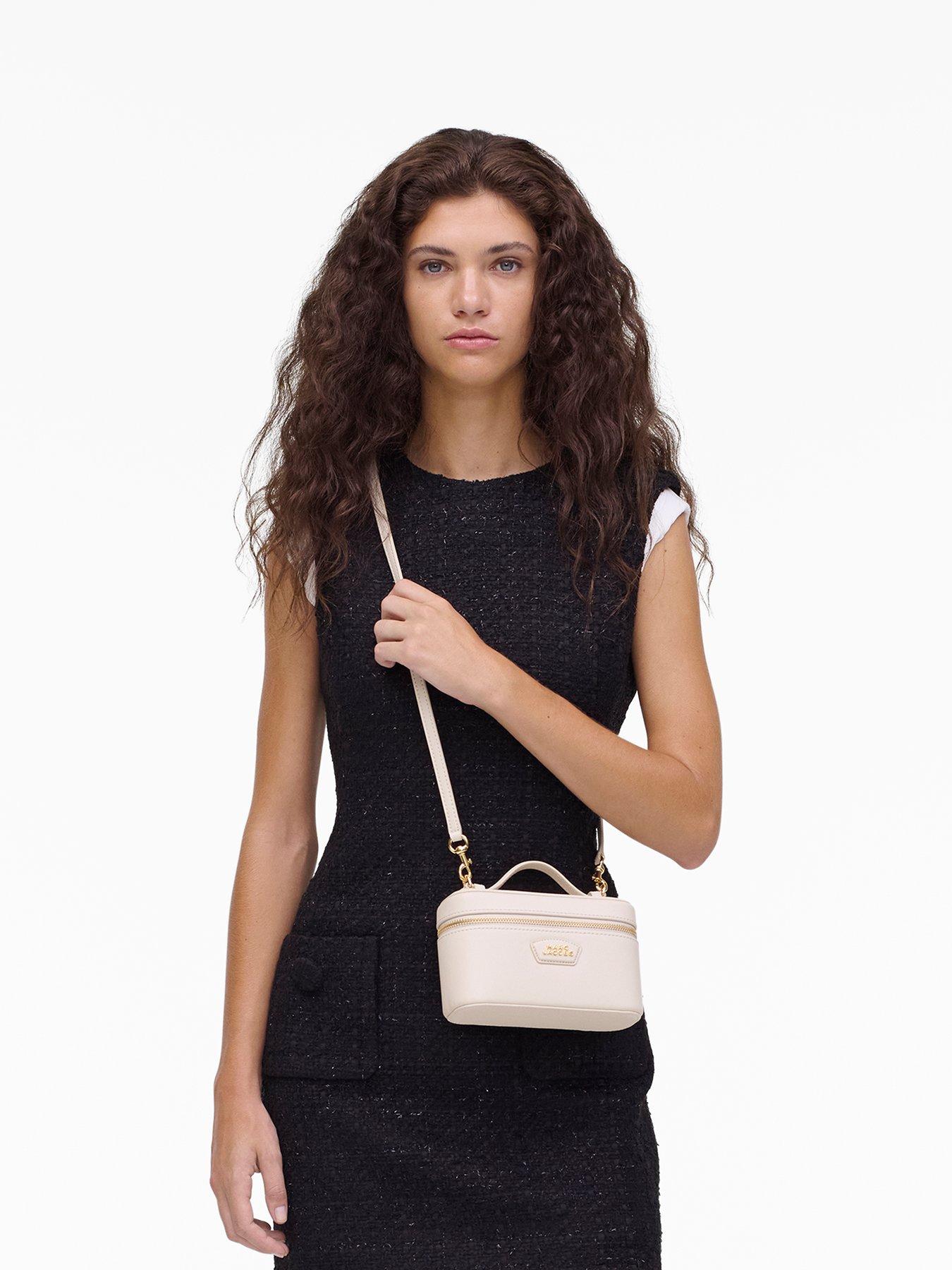 Image 2 of 4 of MARC JACOBS The E/w Vanity Bag