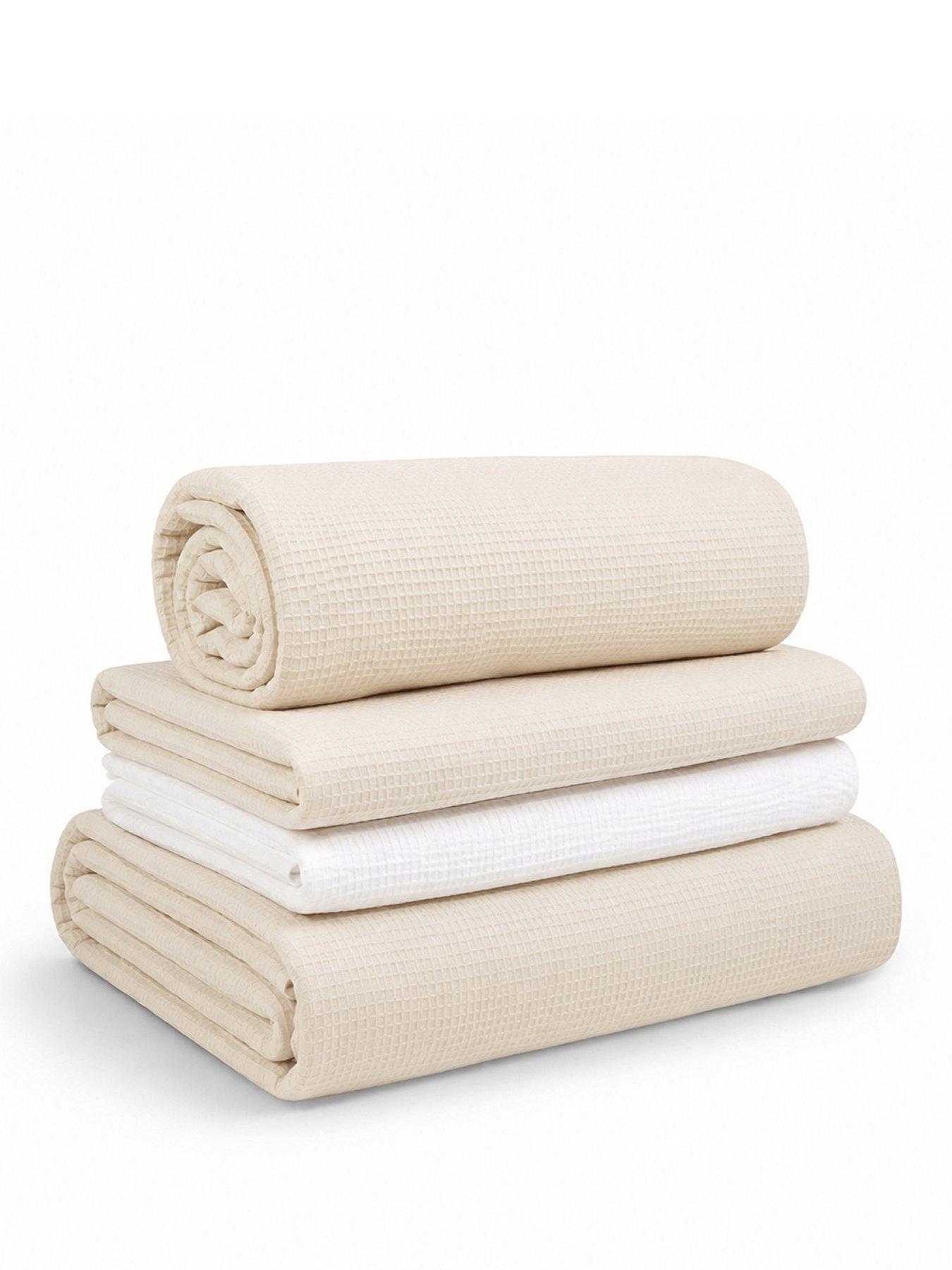 Image 2 of 7 of CuddleCo 4pc Cot Bed Bedding Set - Cashmere Waffle